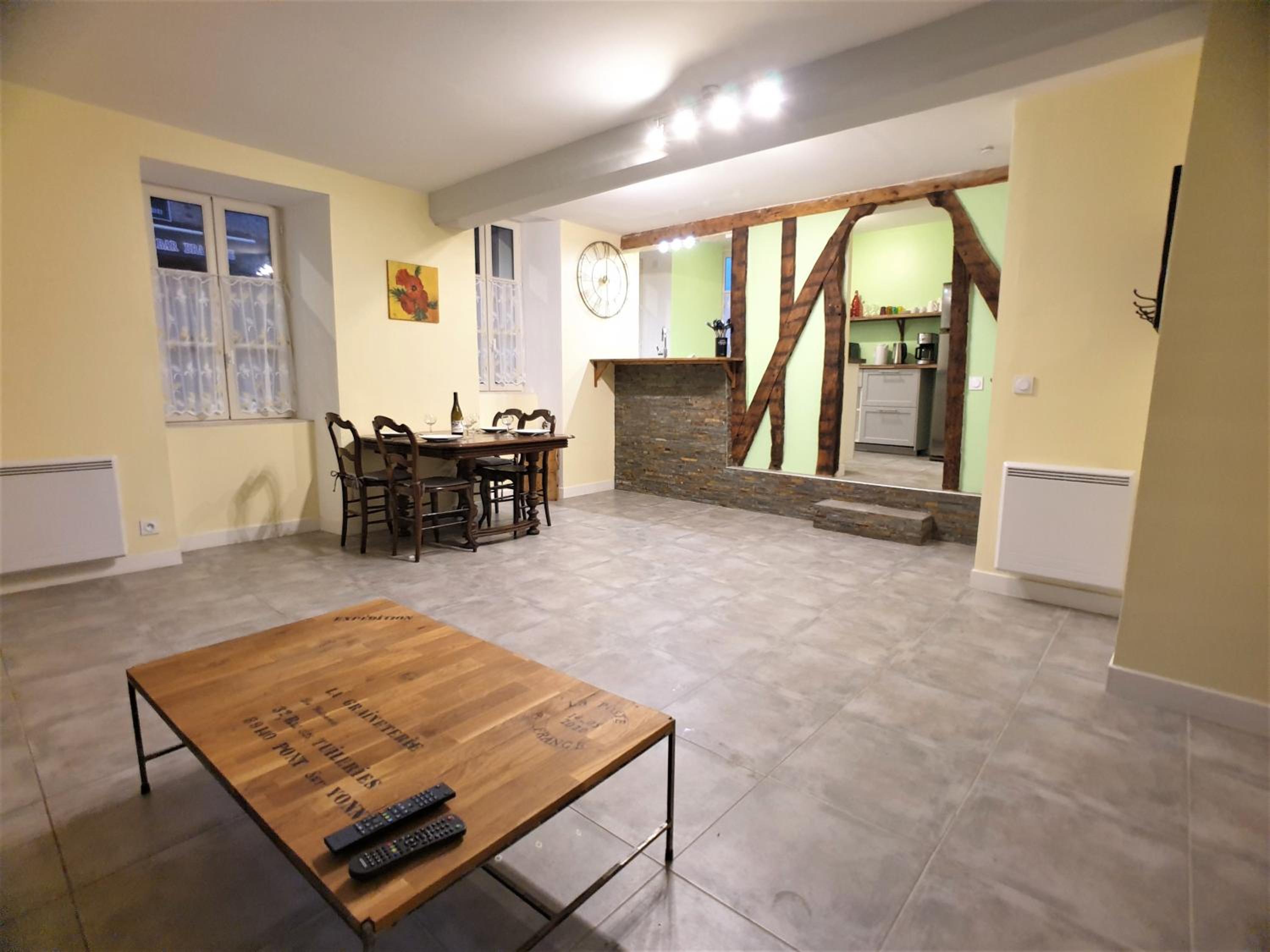 One-Bedroom Apartment - Photo 16