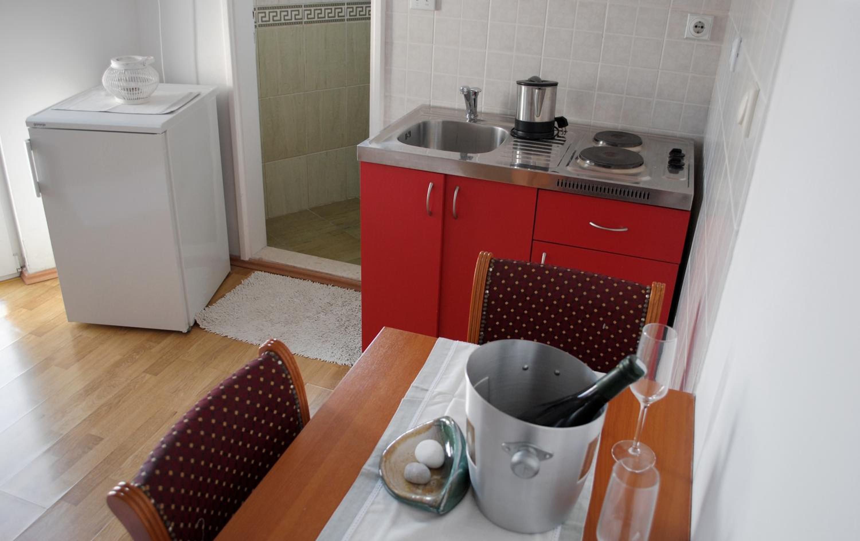 Comfort Studio with Balcony and Sea View - Photo 5