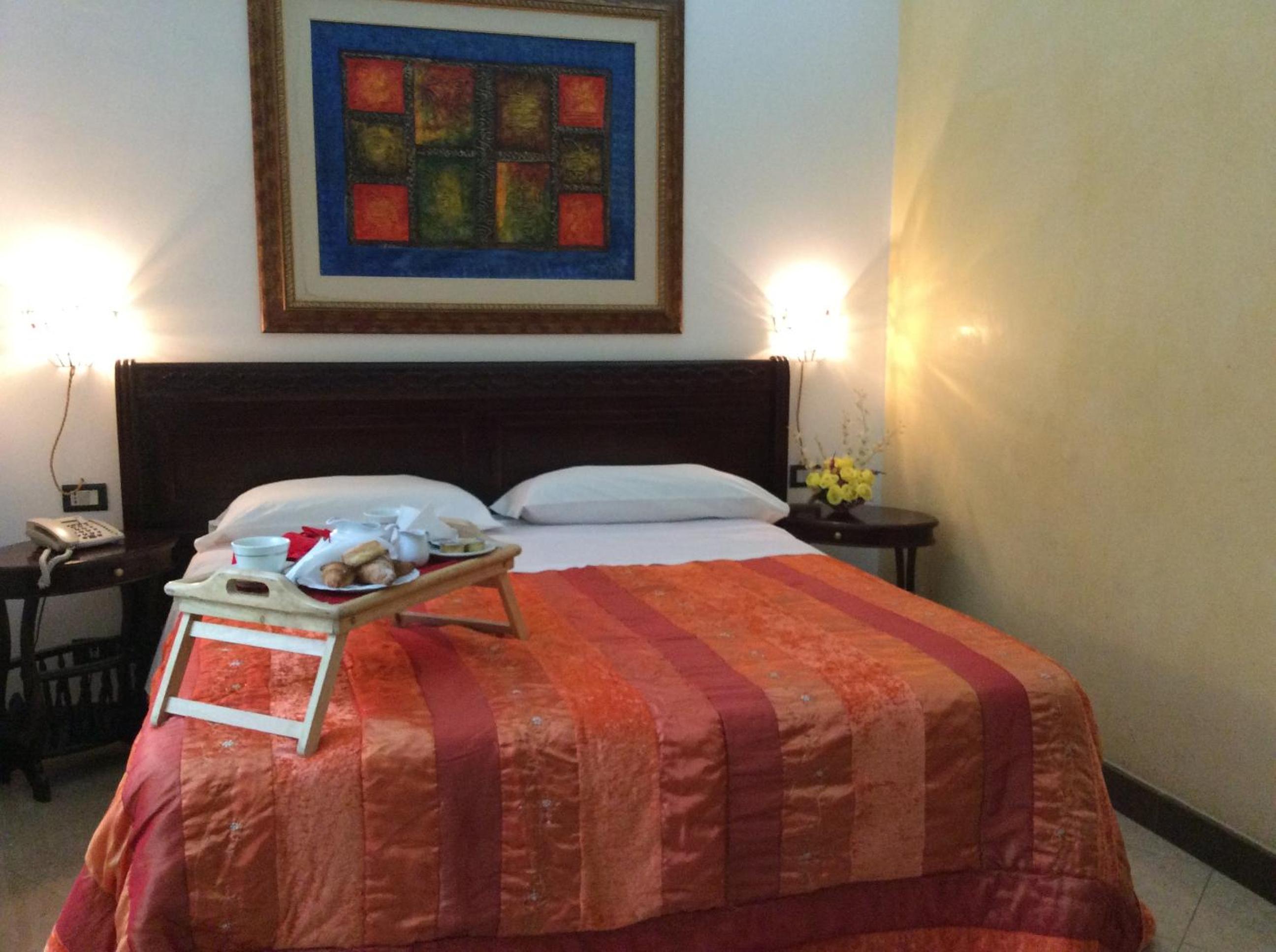 Double or Twin Room - Photo 2