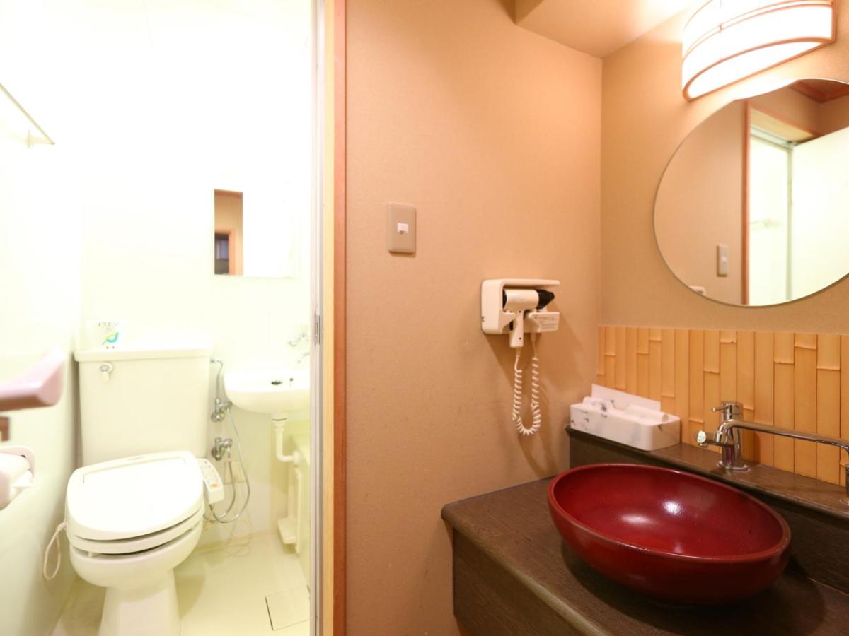 Standard Japanese-Style Room photo 2