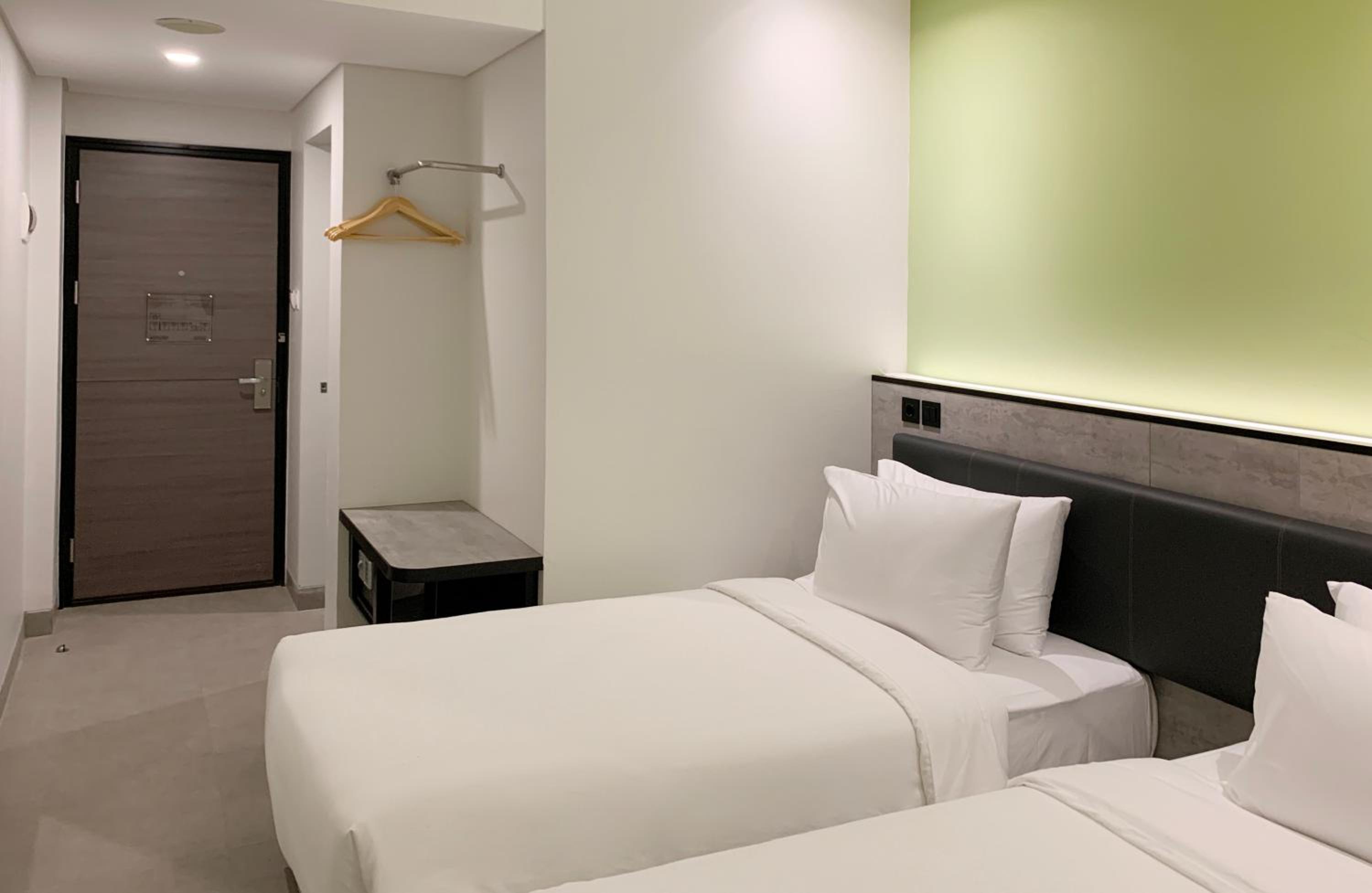 Smart Twin Room - Photo 2