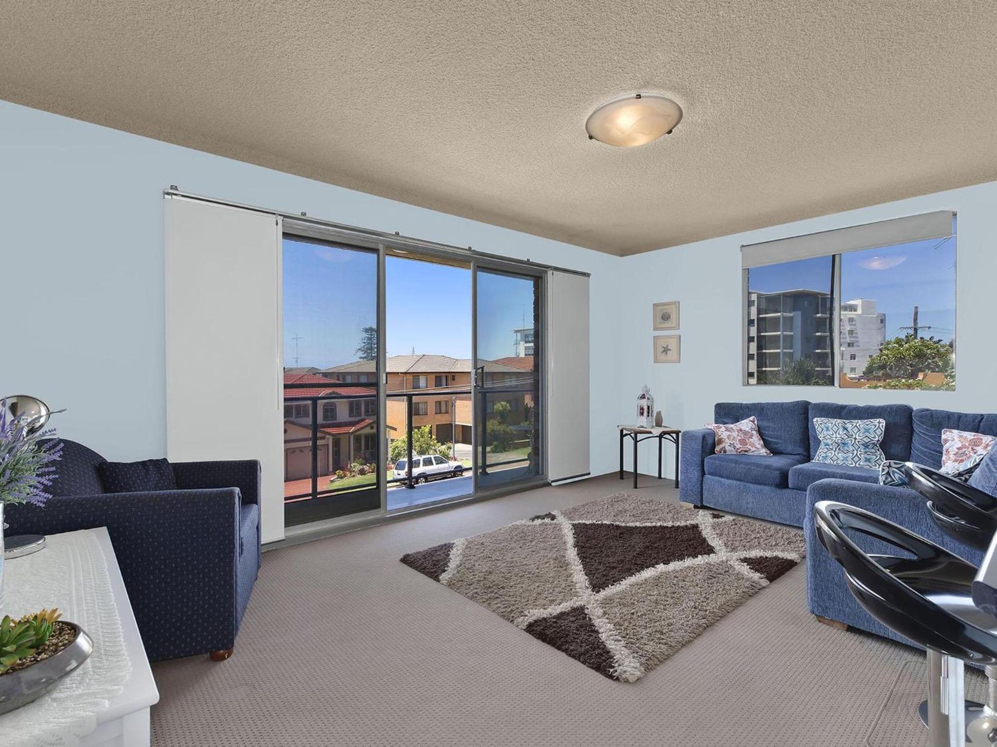 Apartment photo 1