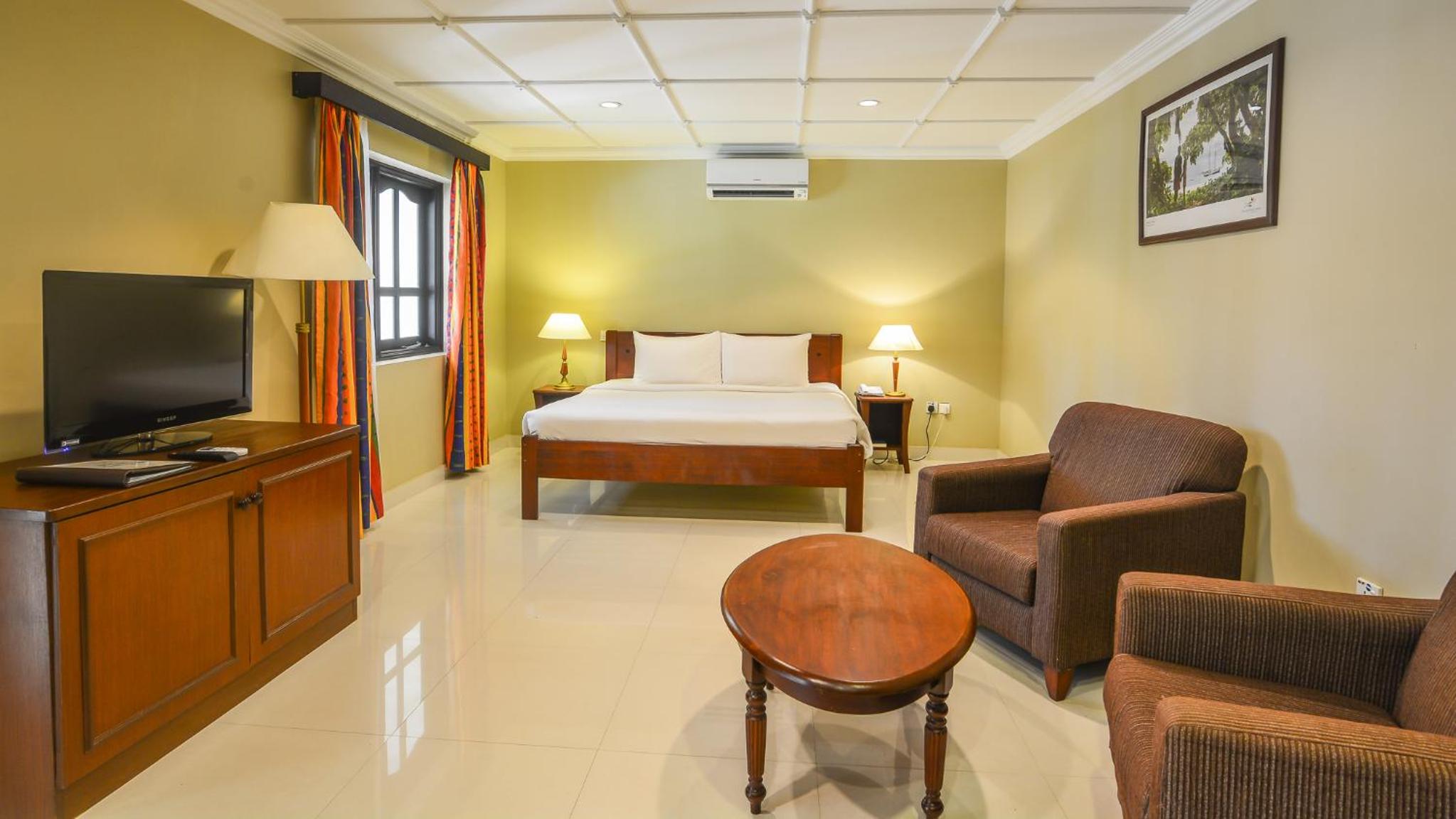 Deluxe Double or Twin Room