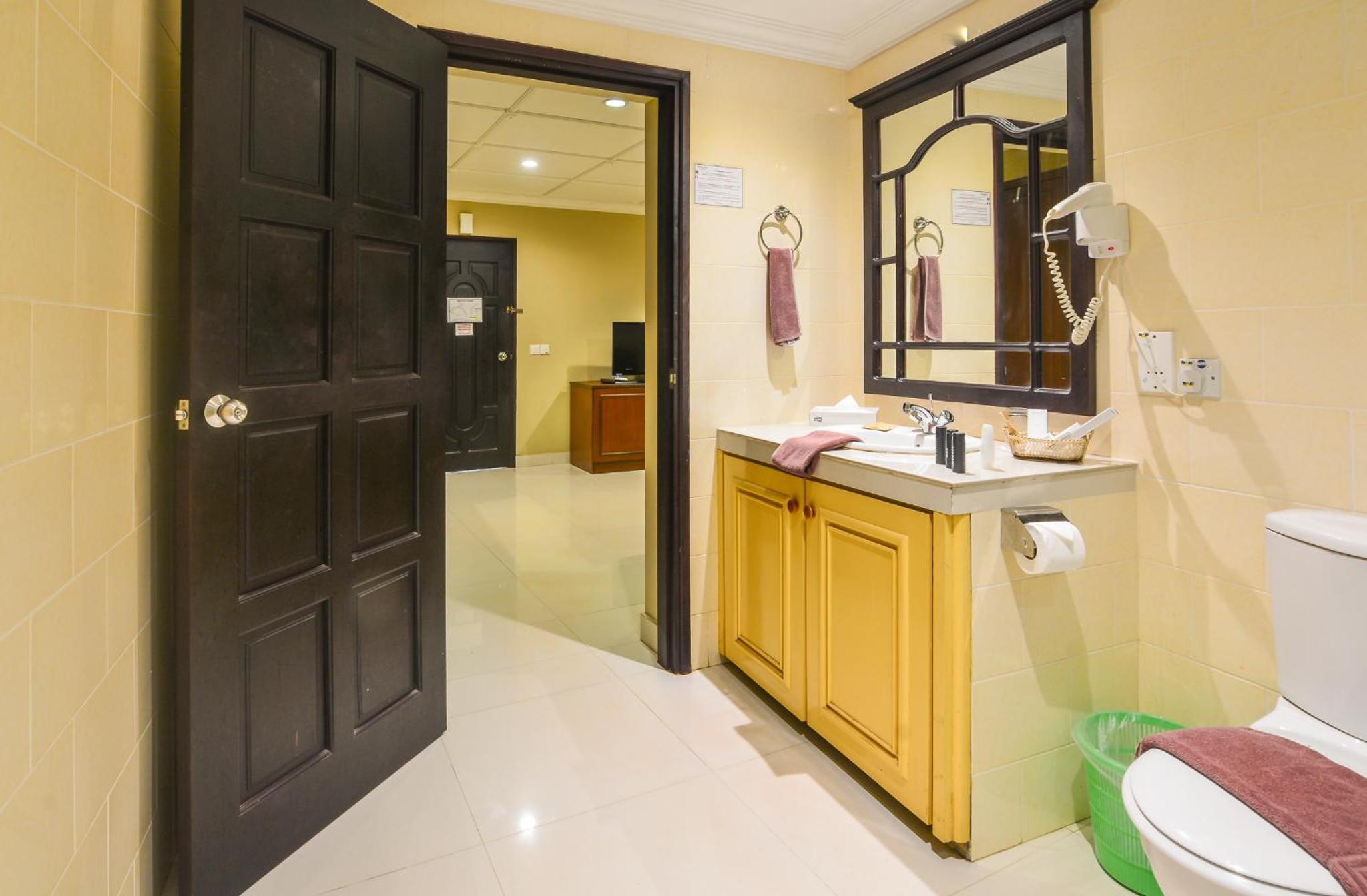 Deluxe Double or Twin Room photo 3