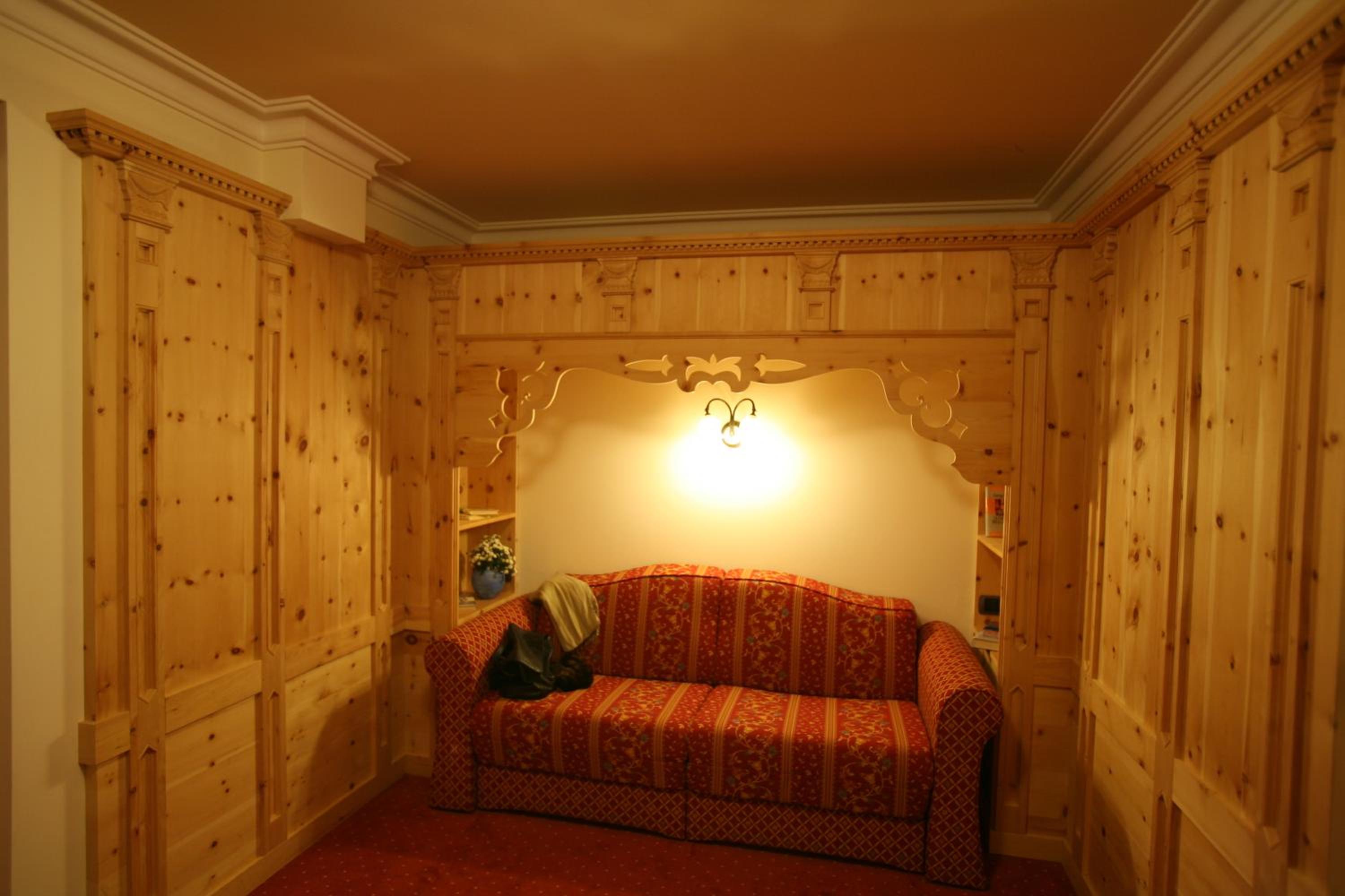 Superior Twin/Double Room with Balcony - Photo 8