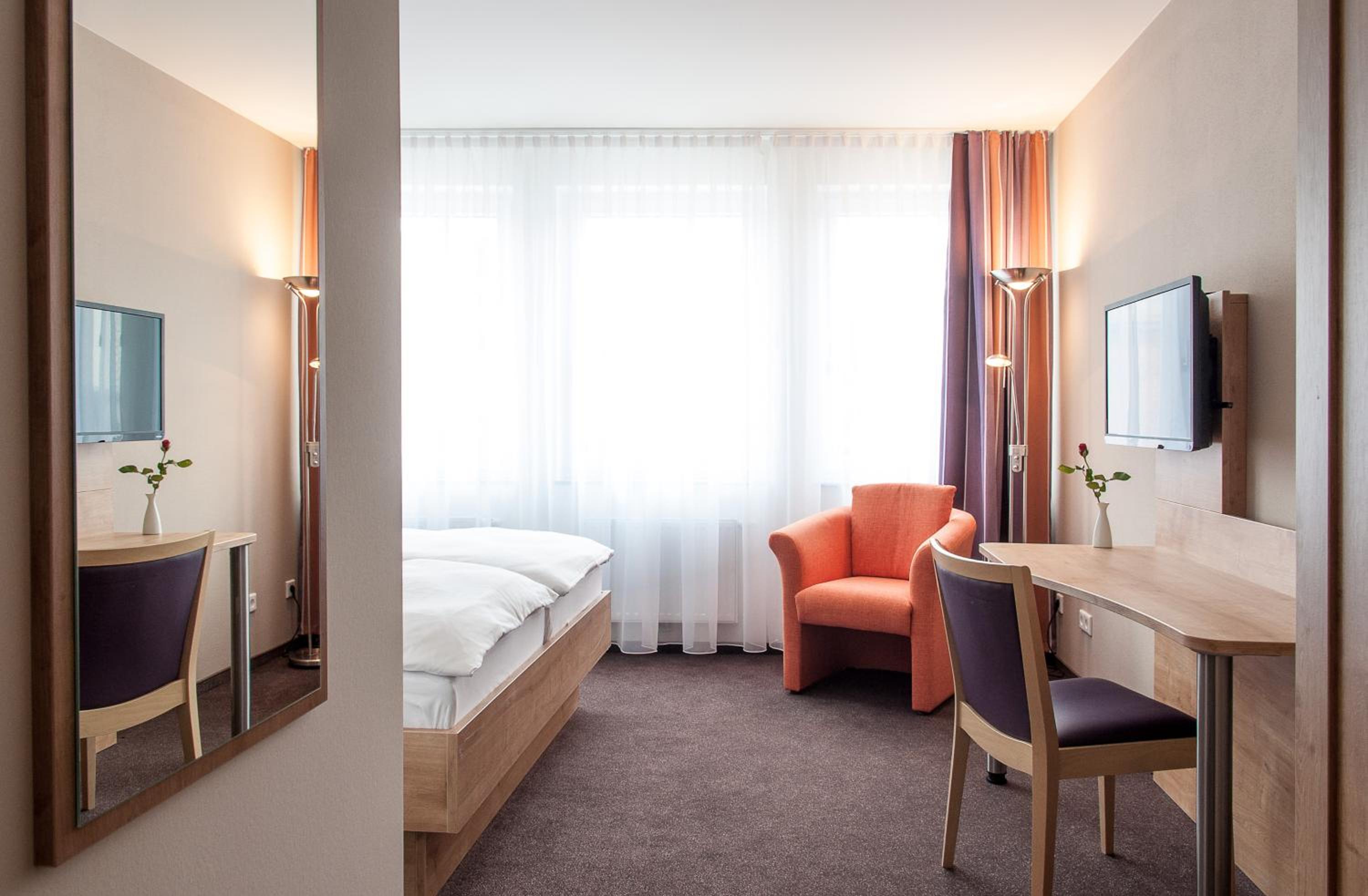Double Room - Photo 3
