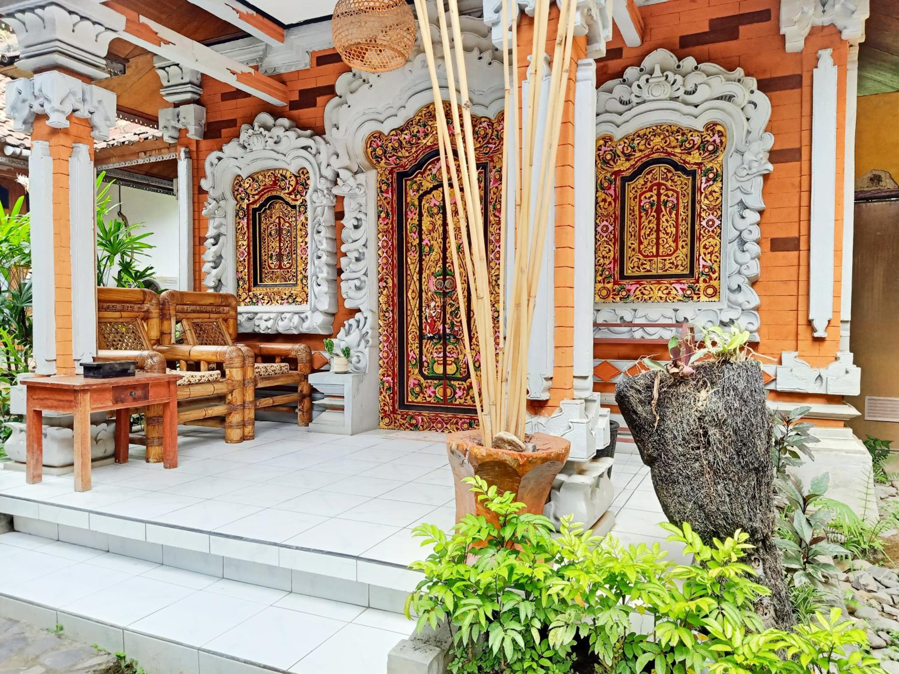 Deluxe Bungalow with Garden View - Photo 8