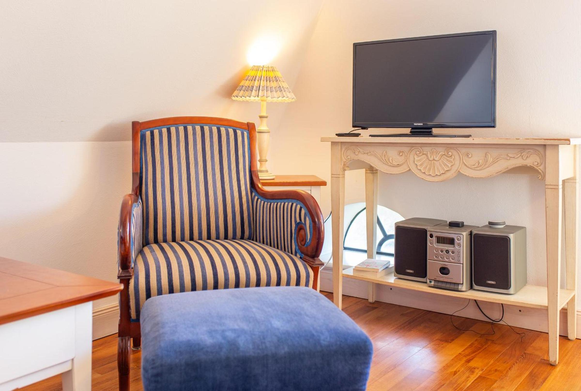 Apartment with Sea View photo 1