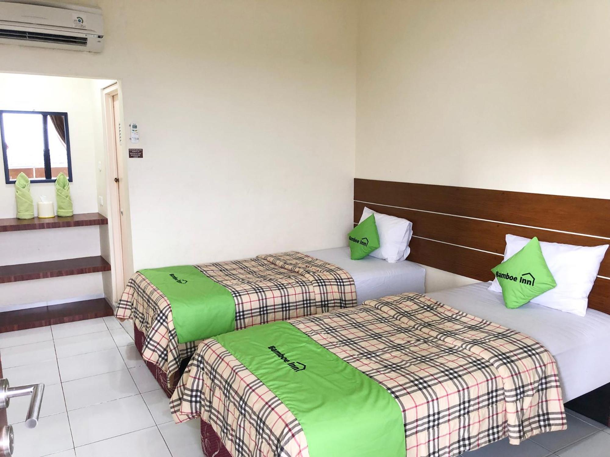 Standard Twin Room photo 2