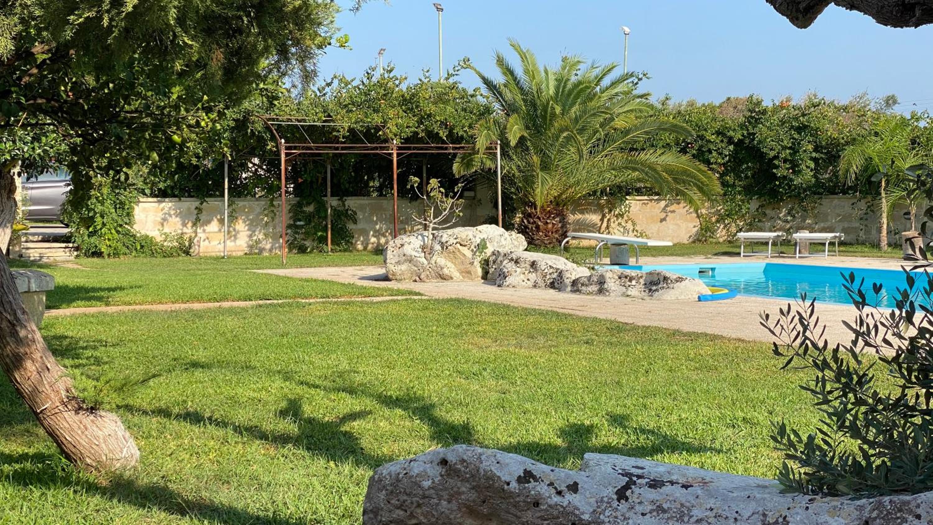 Studio with Pool View photo 3