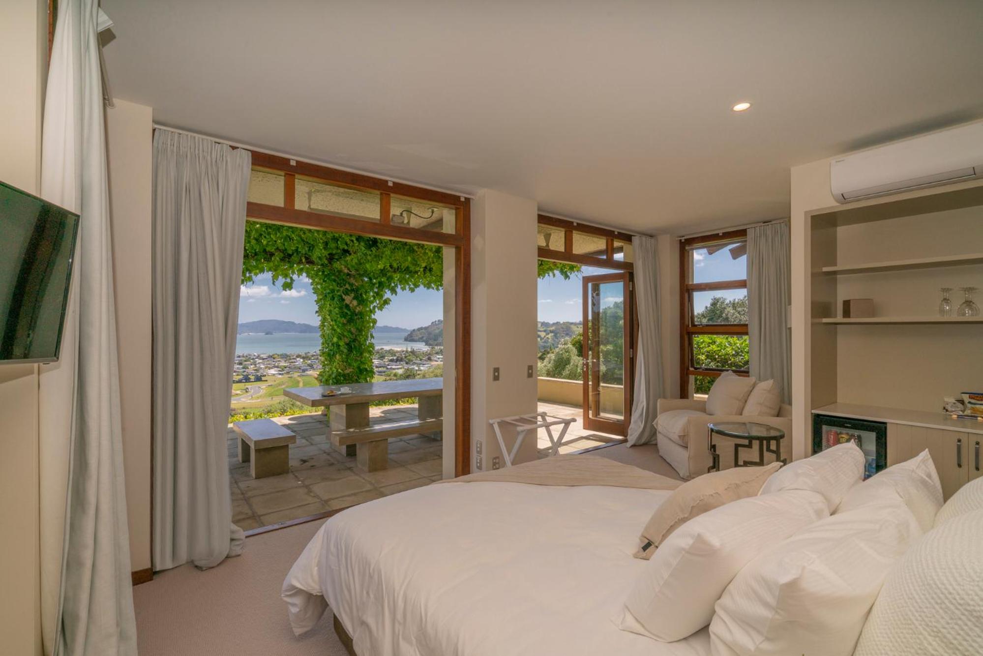 Superior Suite with Sea View photo 1