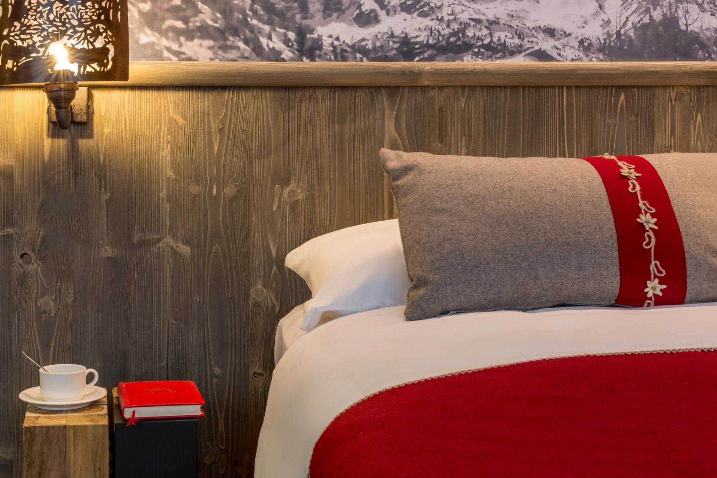 Premium Room thumbnail 6