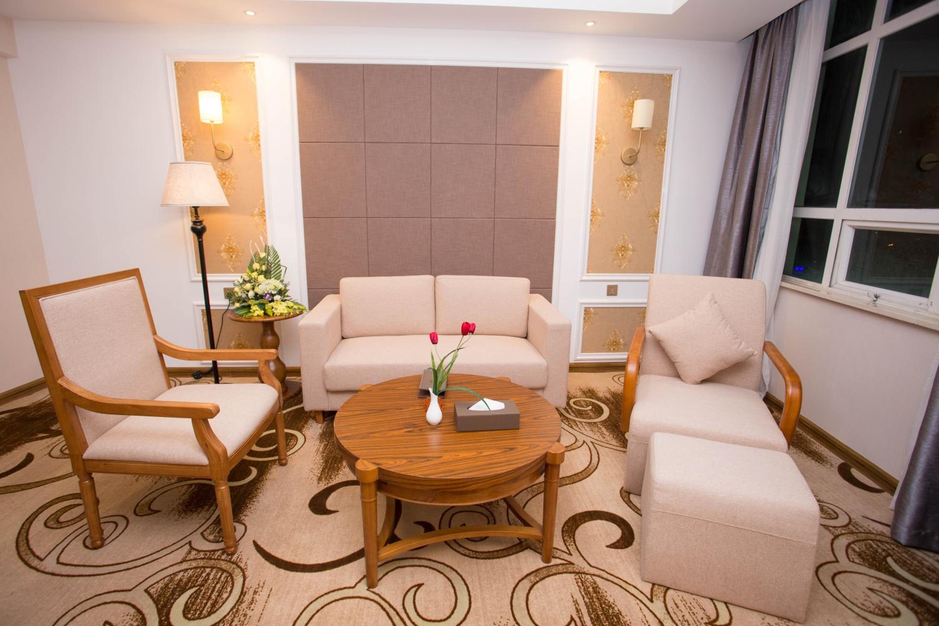 Deluxe Twin Room photo 2