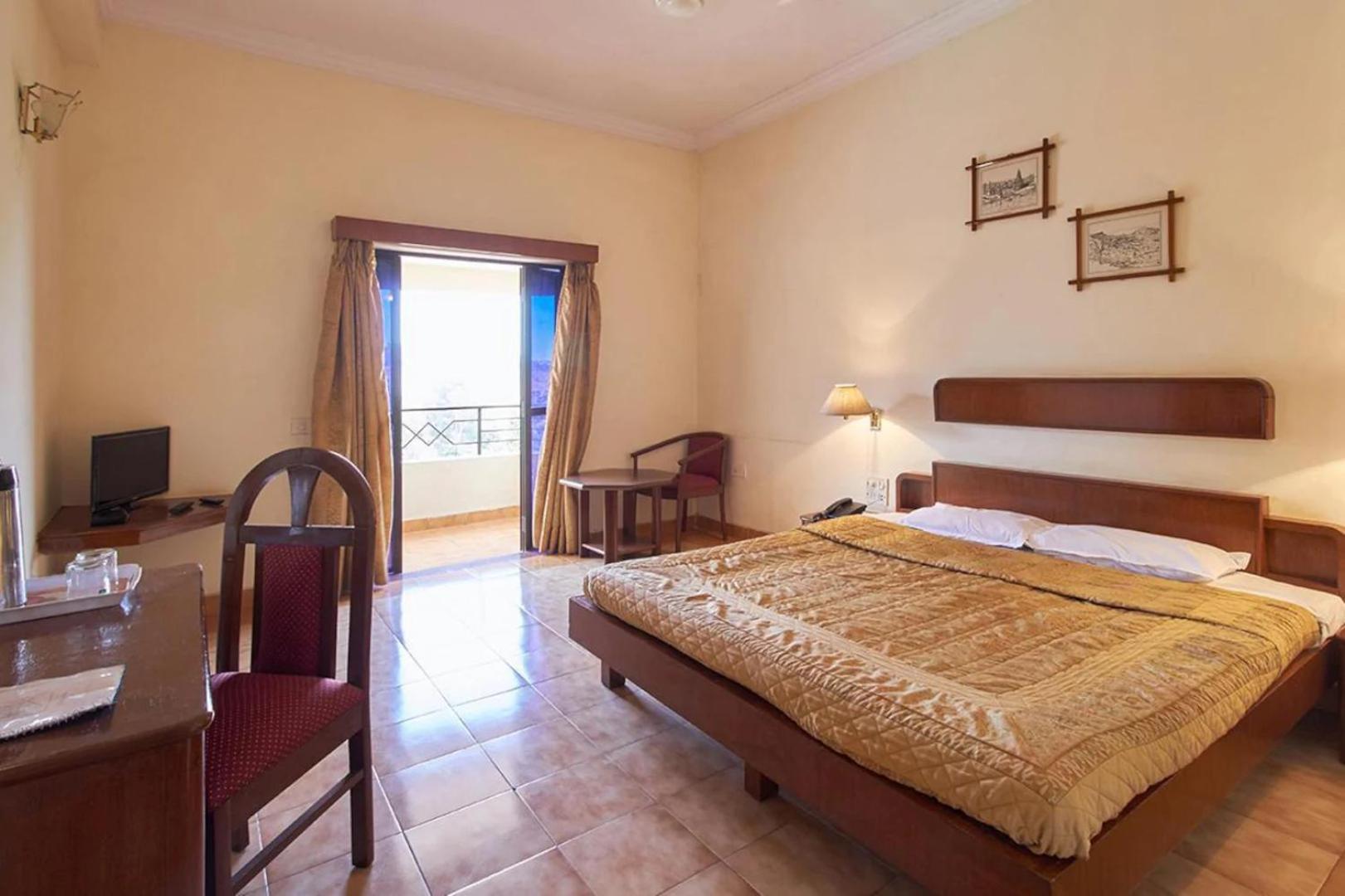 King Room with Mountain View