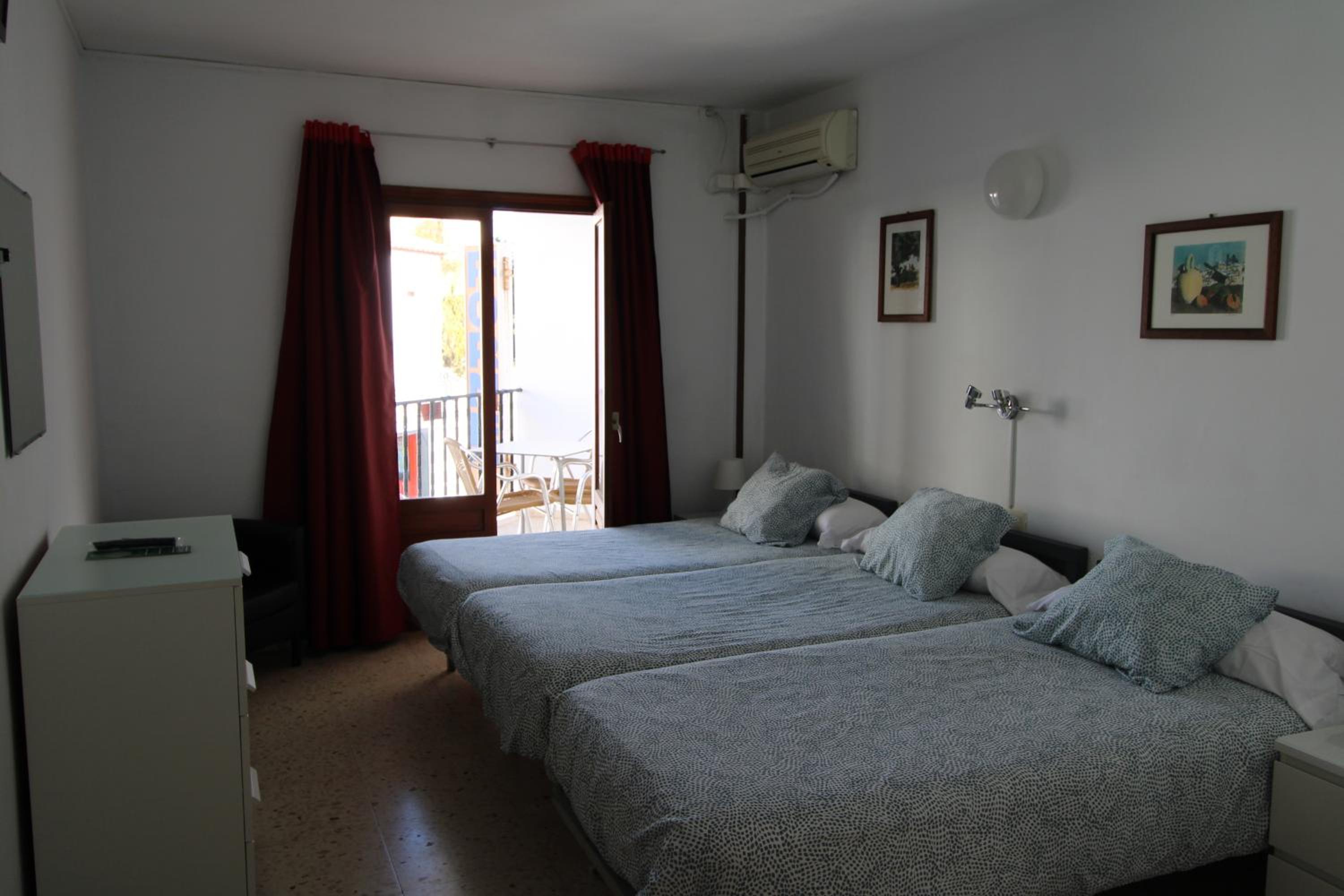 Habitación Triple (3 camas separadas)