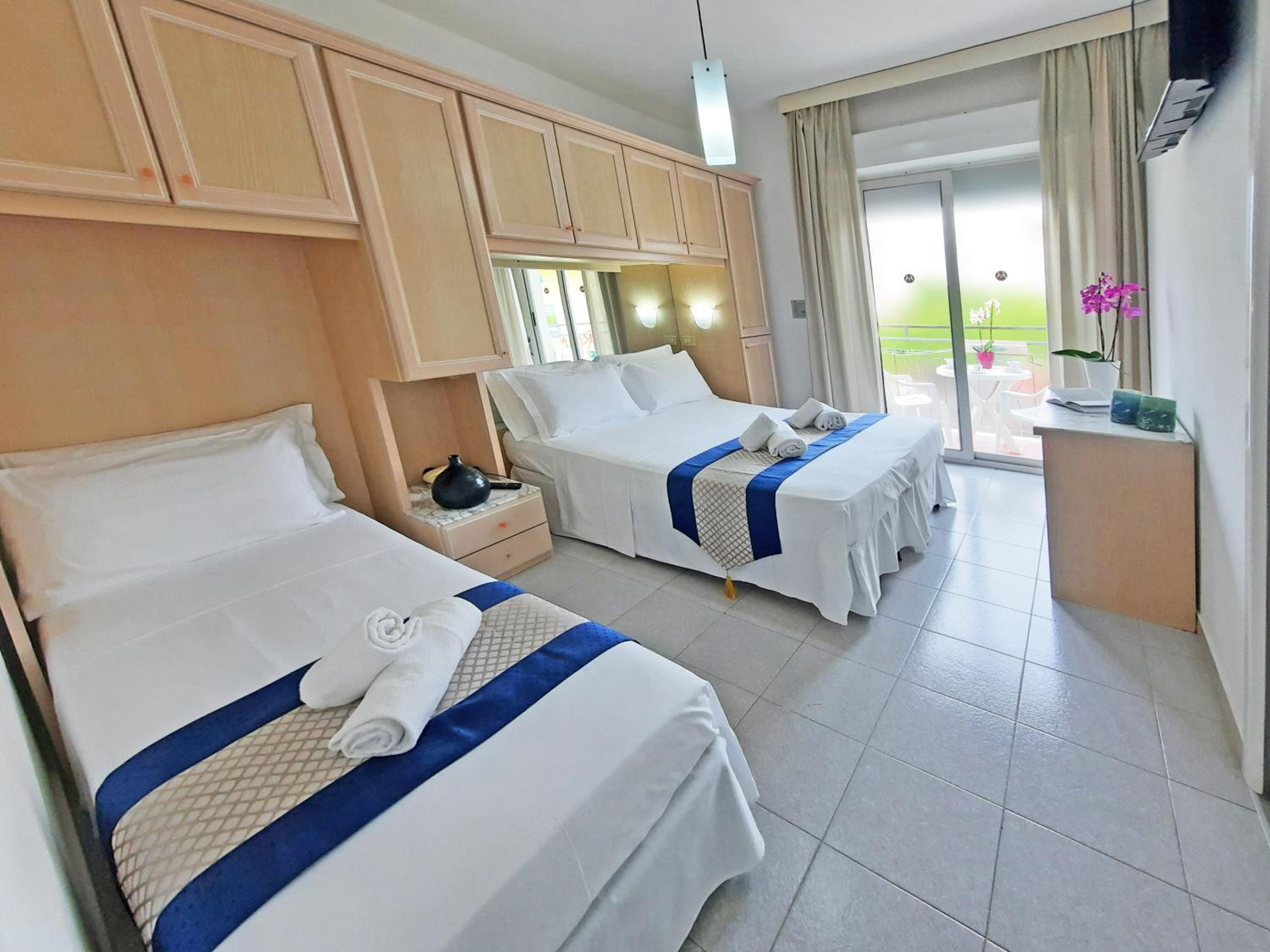 Triple Room photo 3