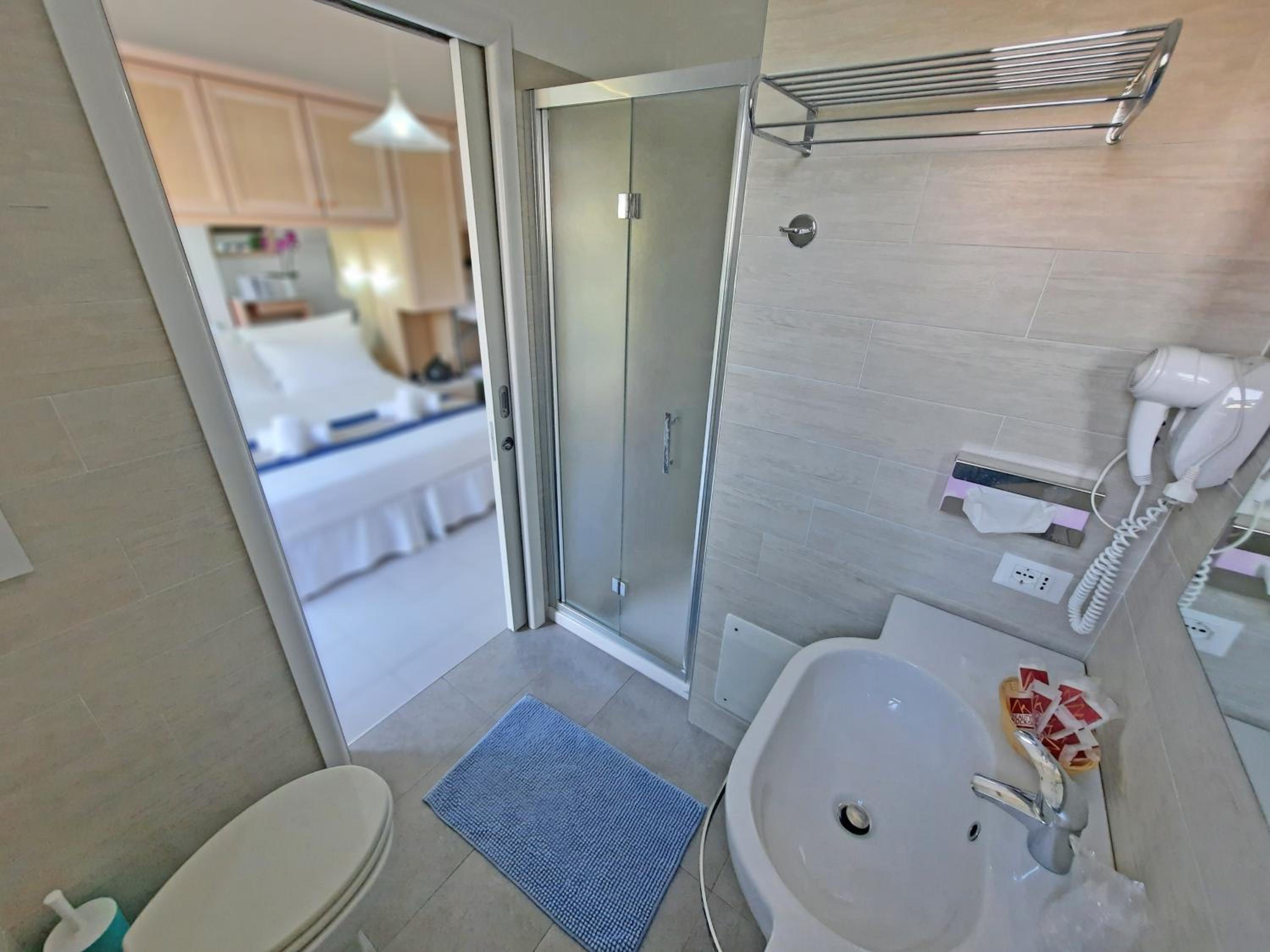 Quadruple Room photo 3