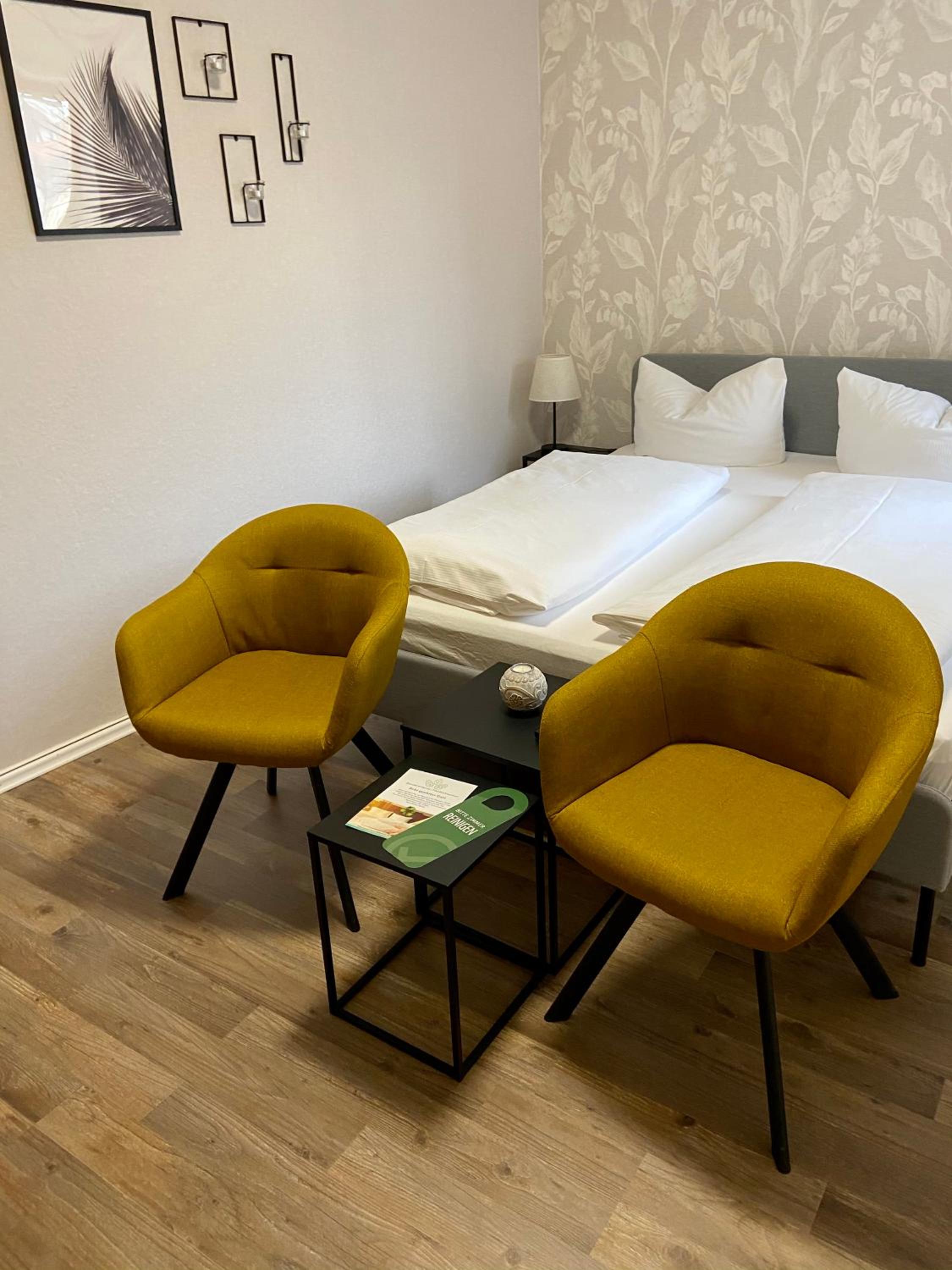 Small Double Room photo 1