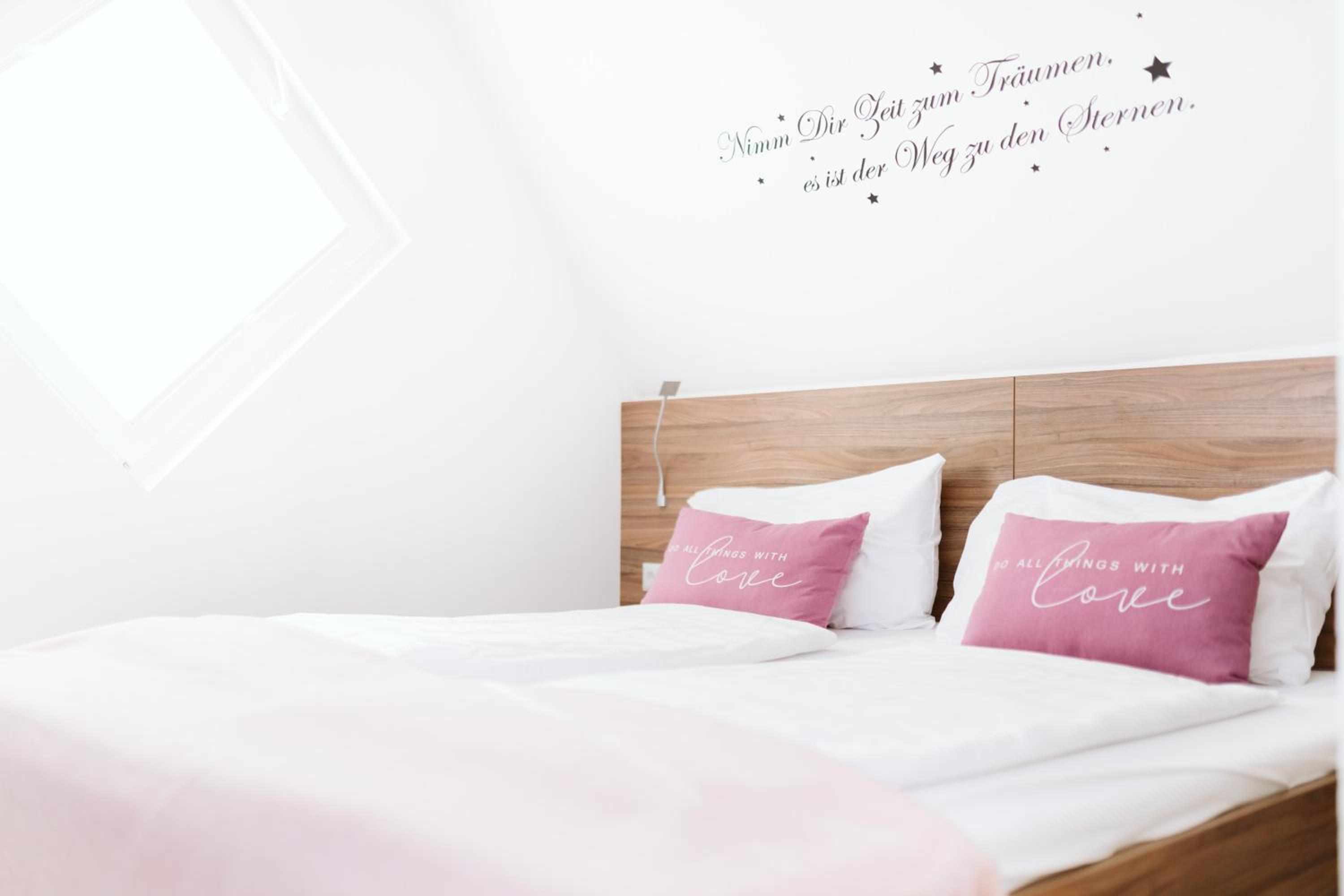 Studio Apartment photo 3