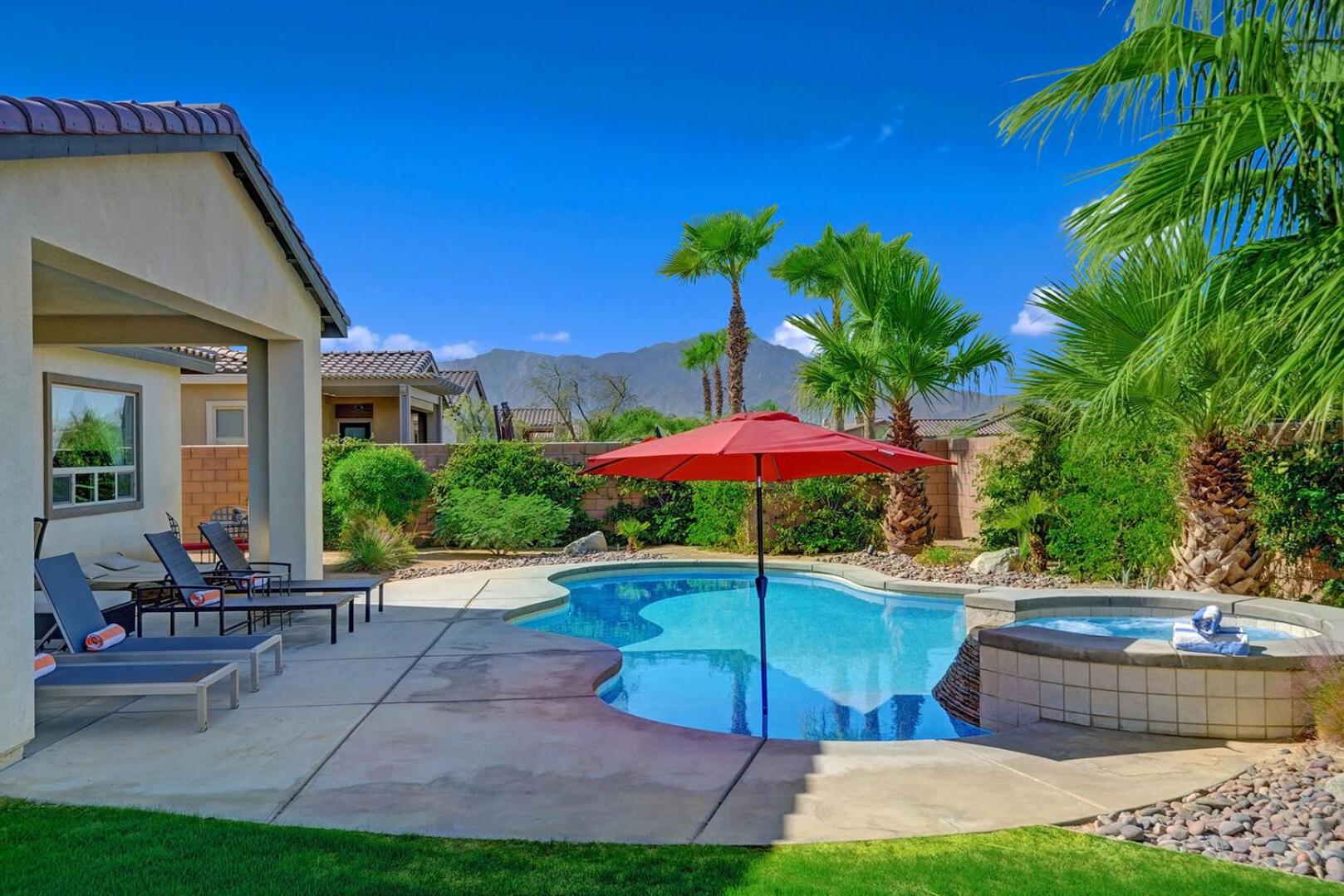 Villa photo 3