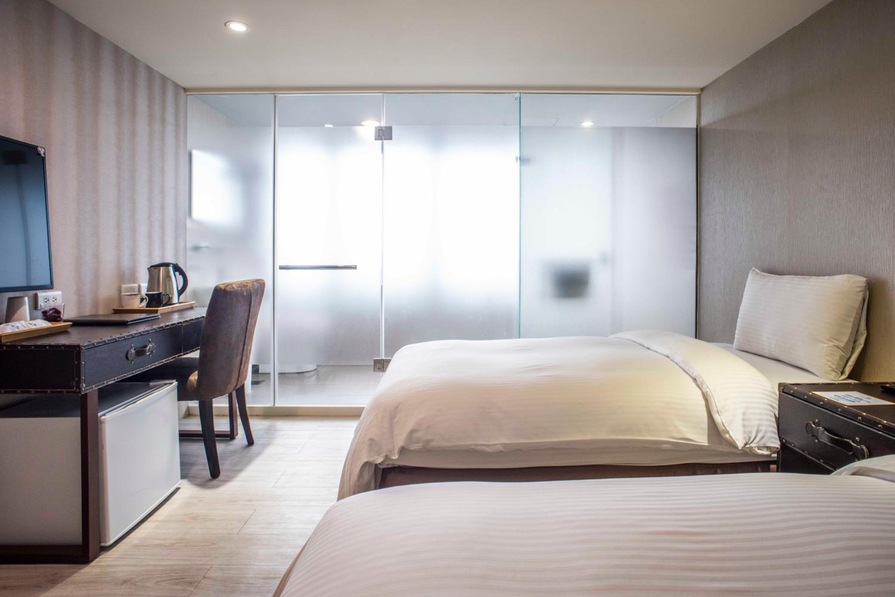Twin Room with View