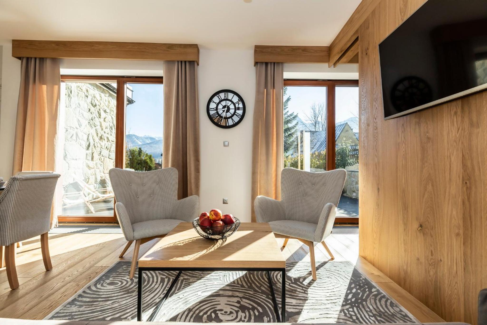 Deluxe Family Suite no. 1 with Terrace