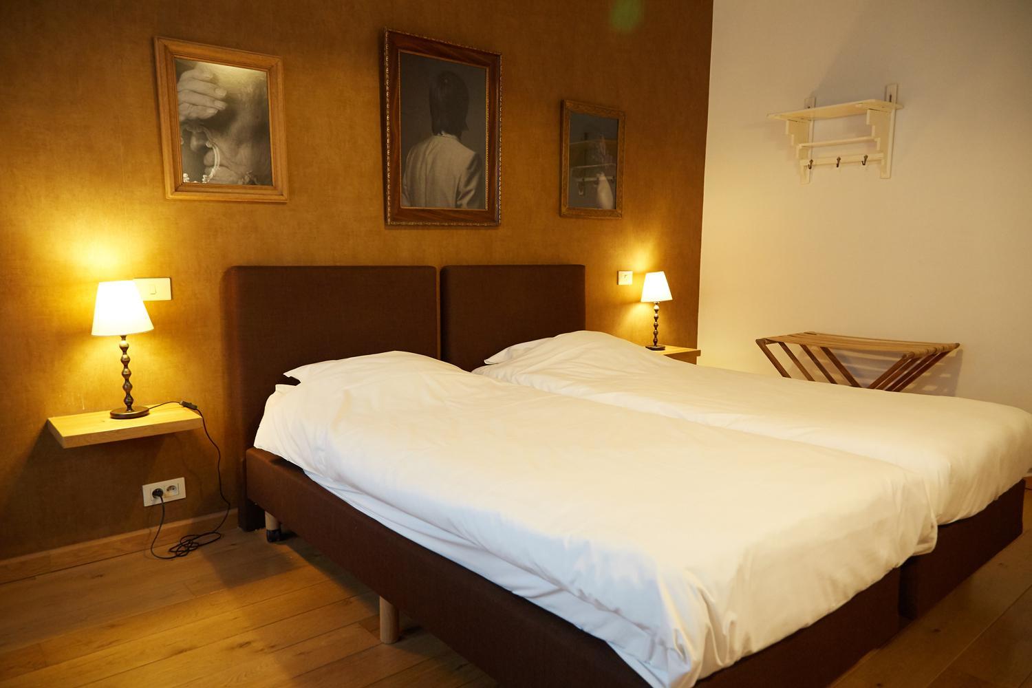 Double Room - Photo 22