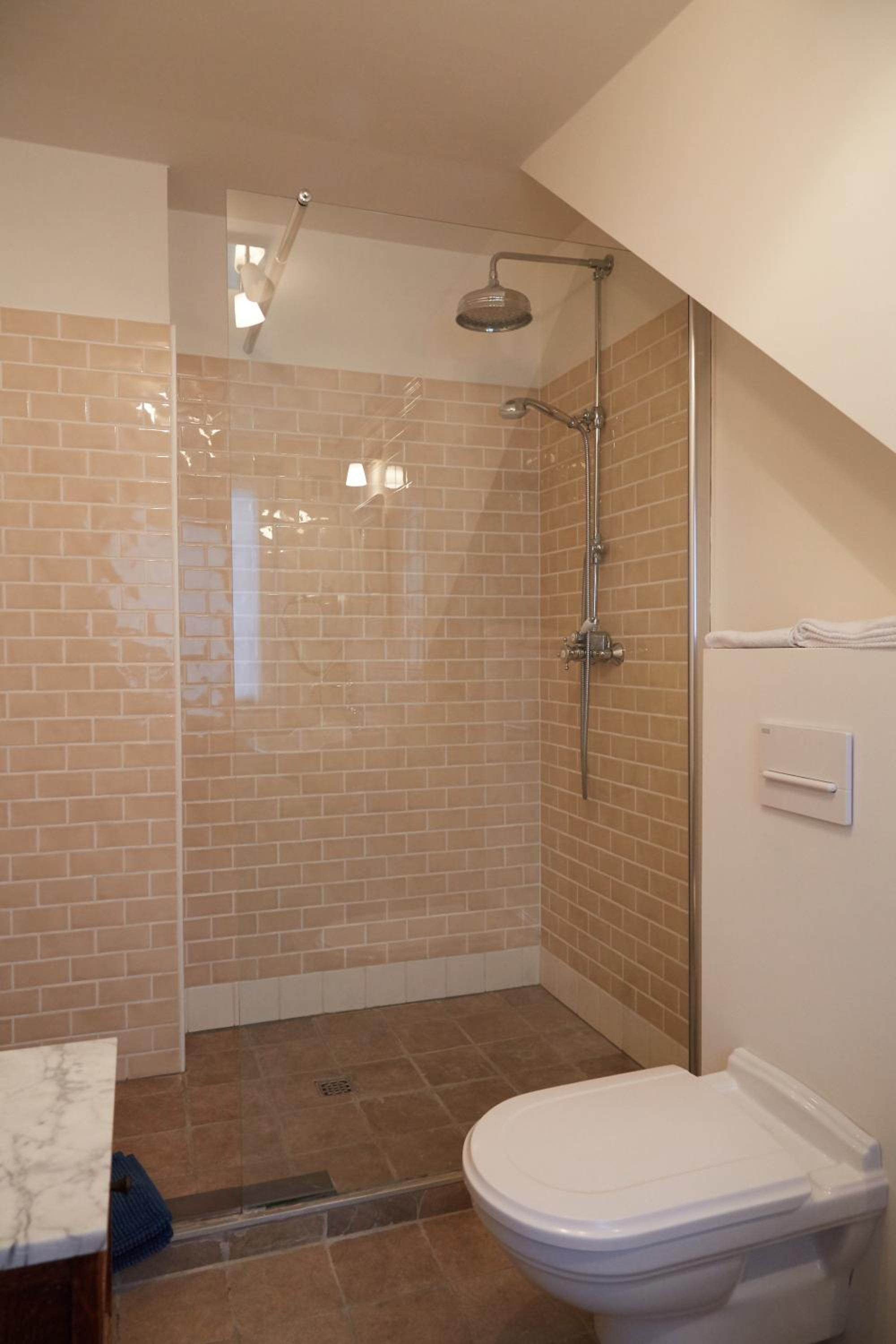 Double Room - Photo 31