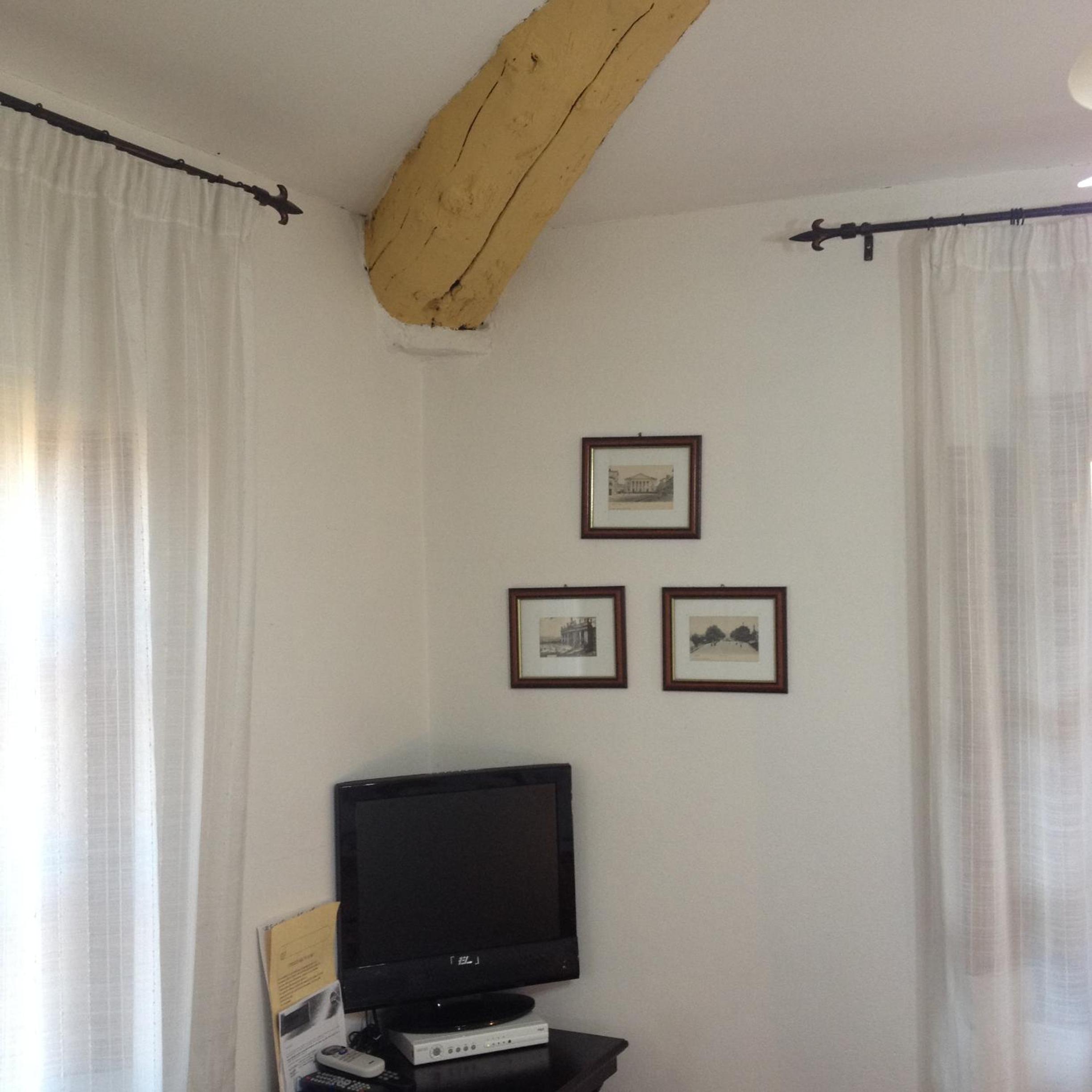 Triple Room - Photo 8