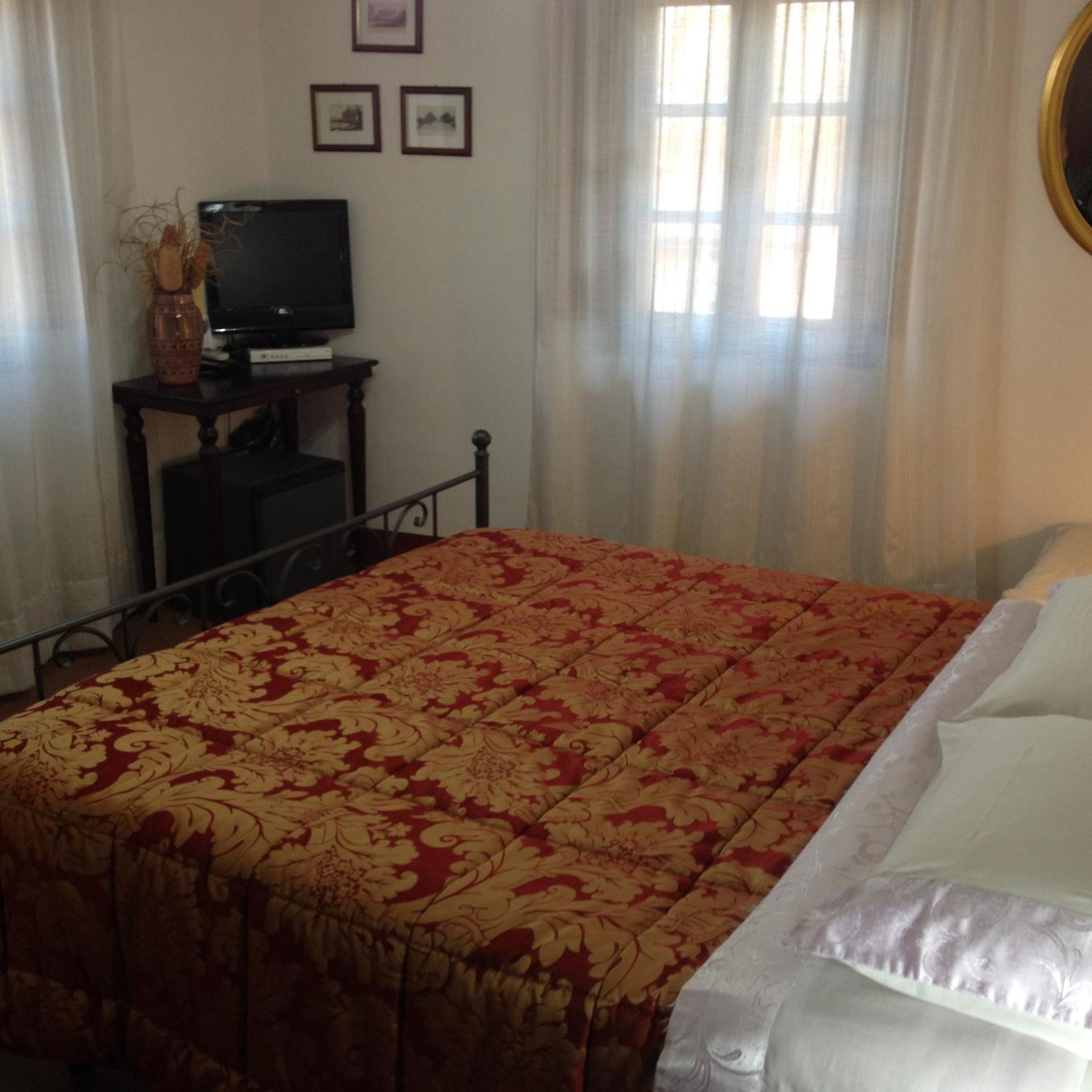 Triple Room - Photo 1