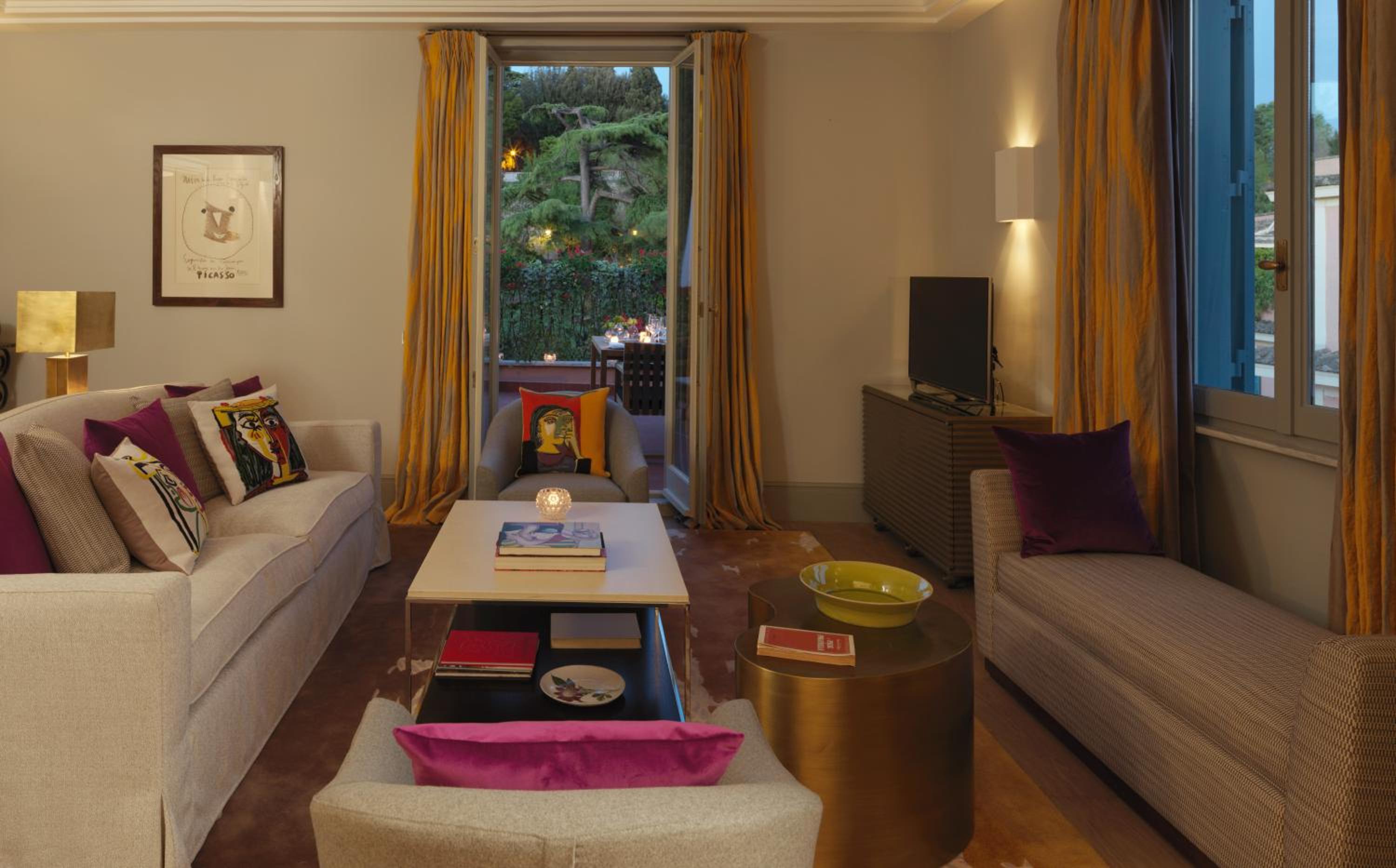 Suite with Terrace (Non Smoking)