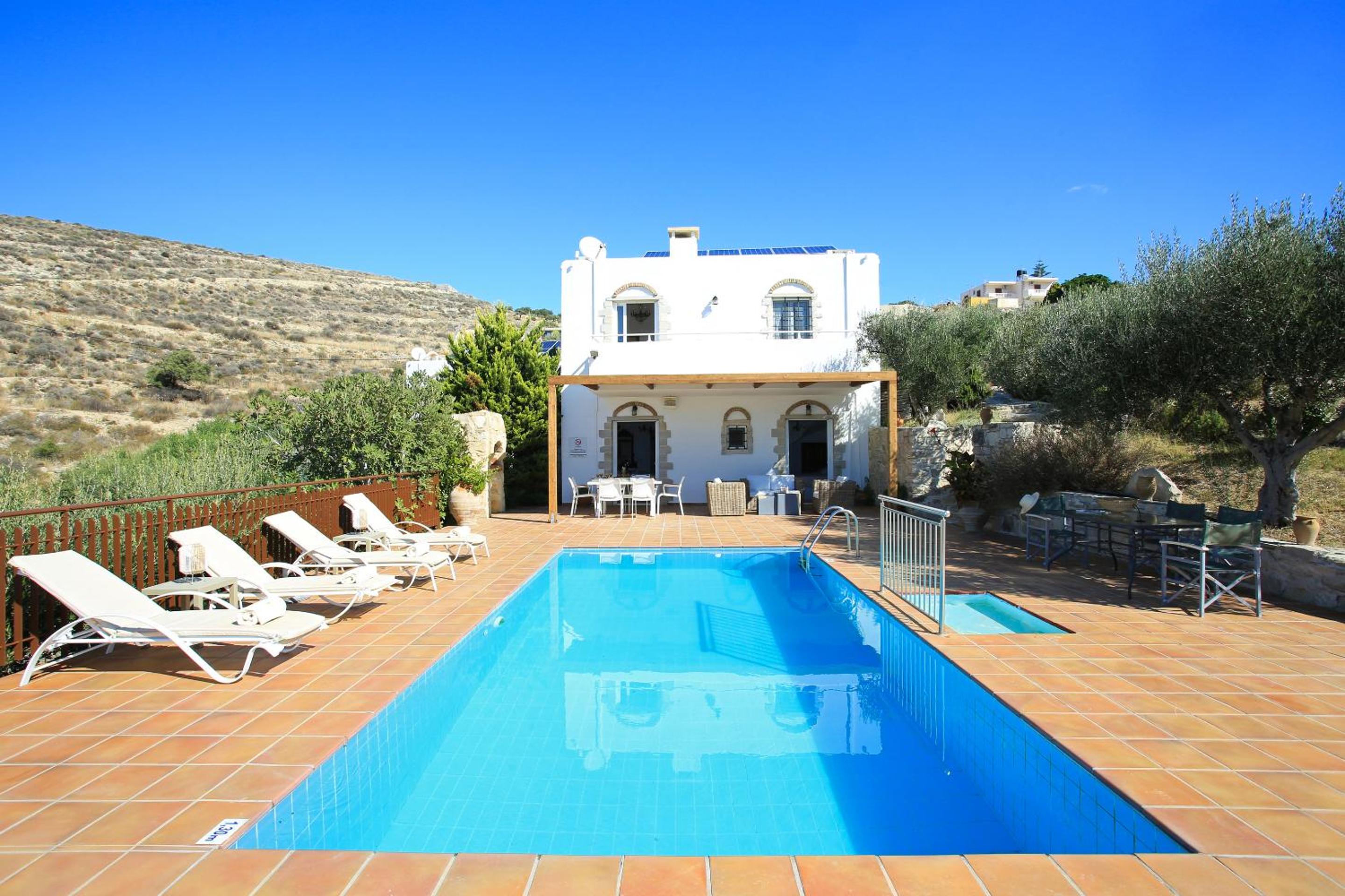 Villa with Sea View photo 2