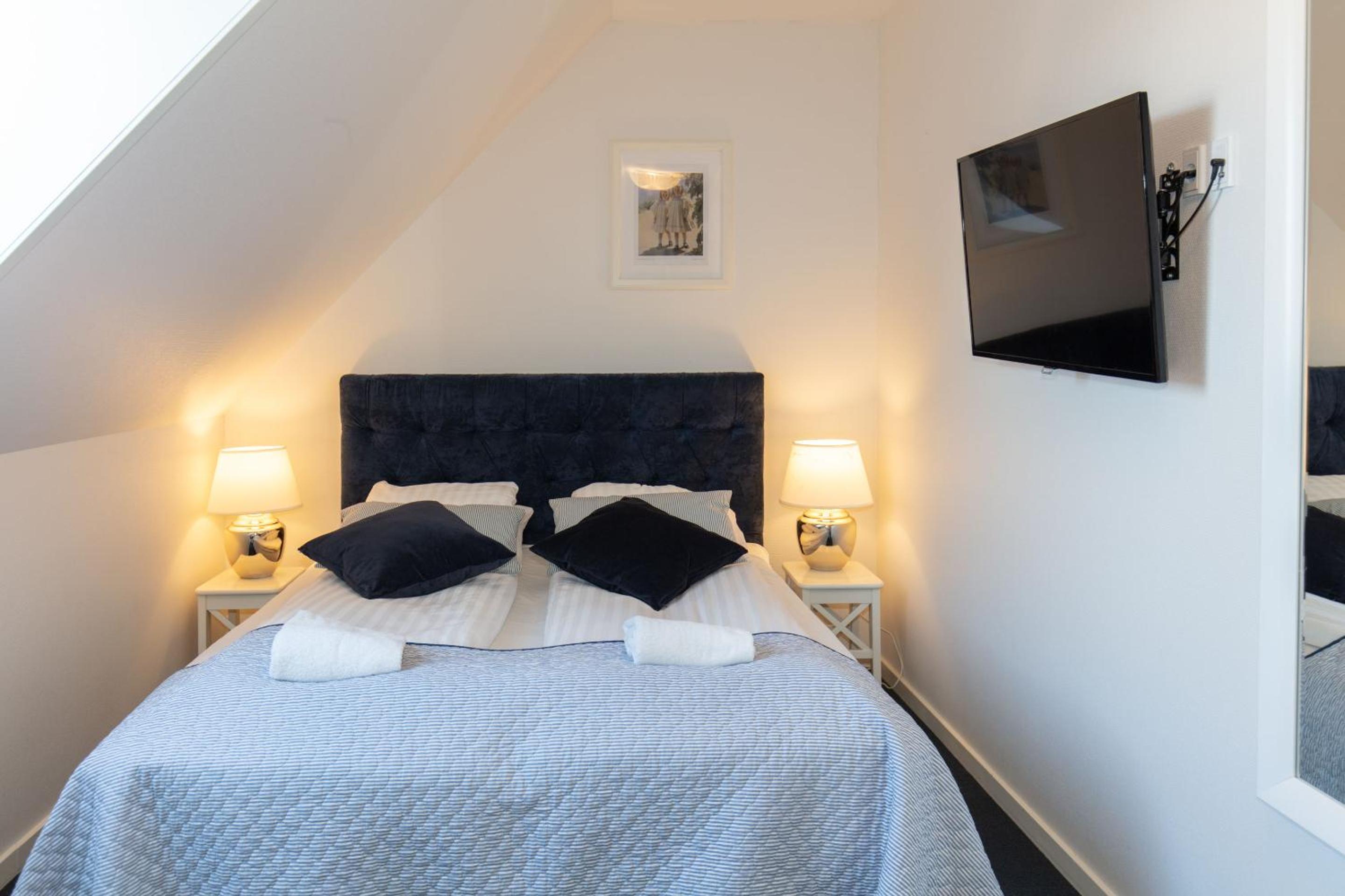 Small Double Room photo 1