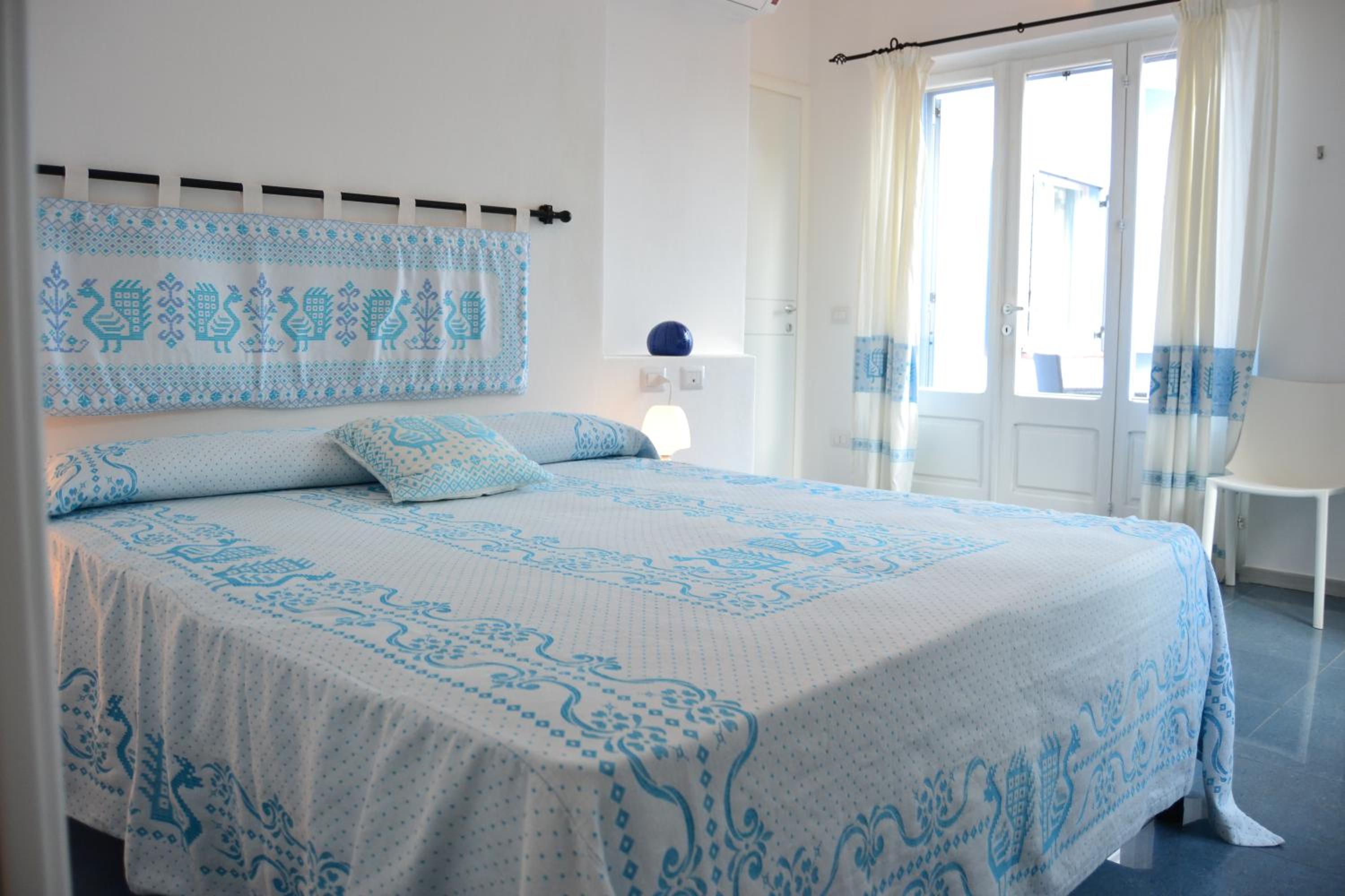 Double or Twin Room with Garden View