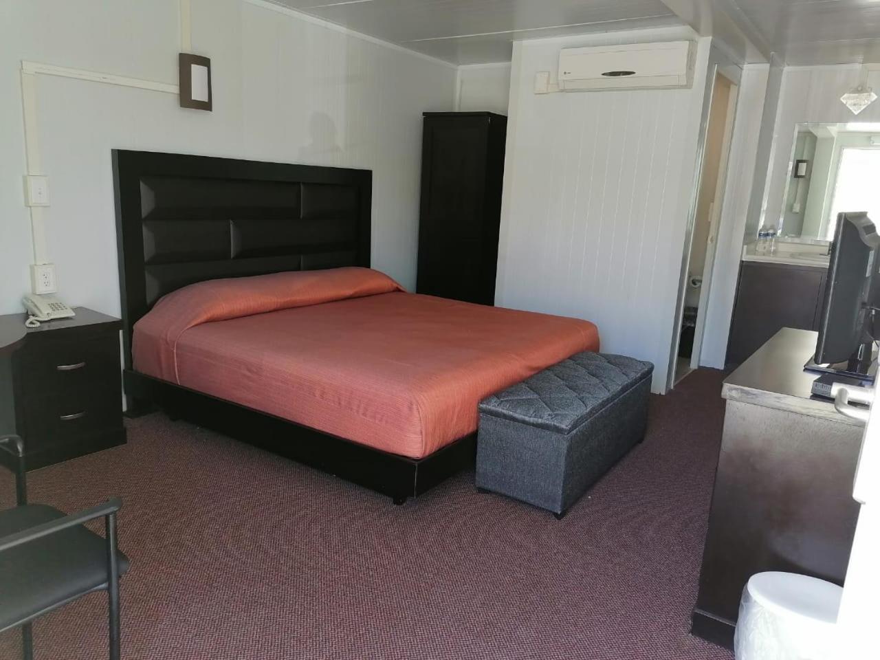 Superior Double or Twin Room - Photo 4