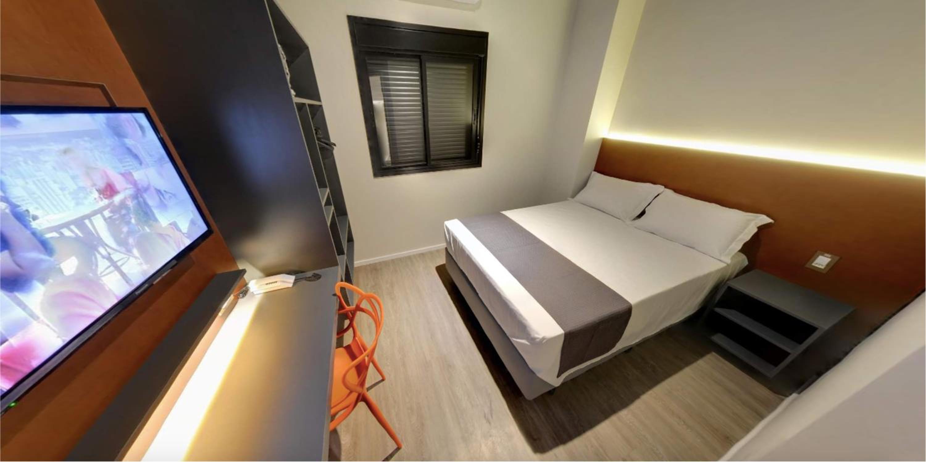 Available room
