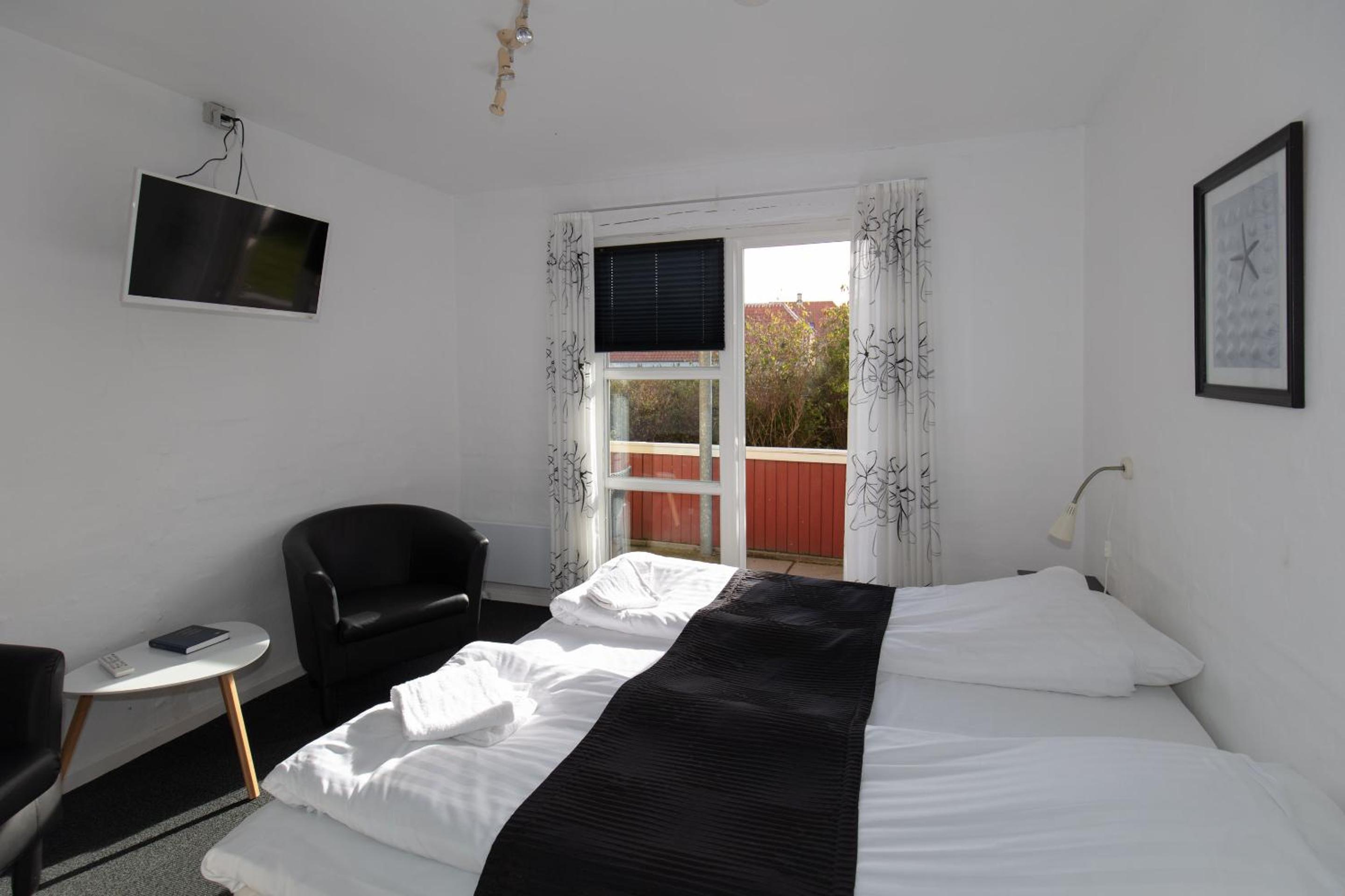 Double or Twin Room photo 2