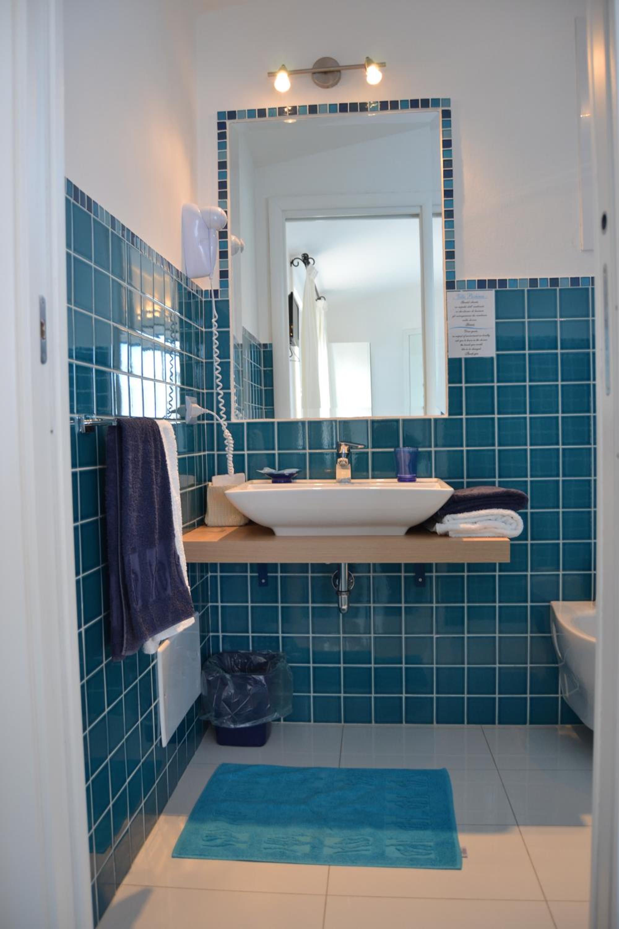 Double or Twin Room with Garden View photo 2
