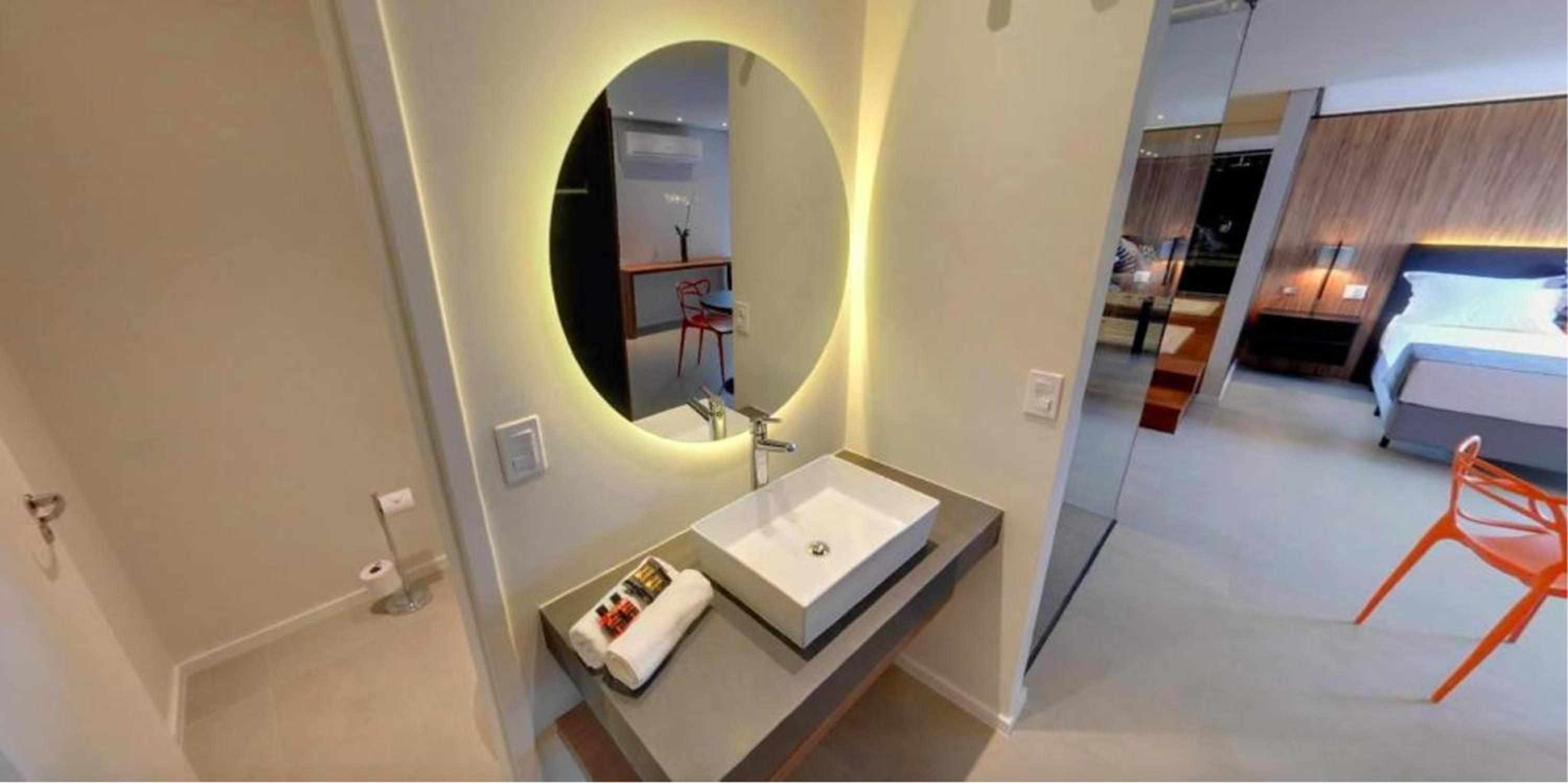 King Suite with Spa Bath