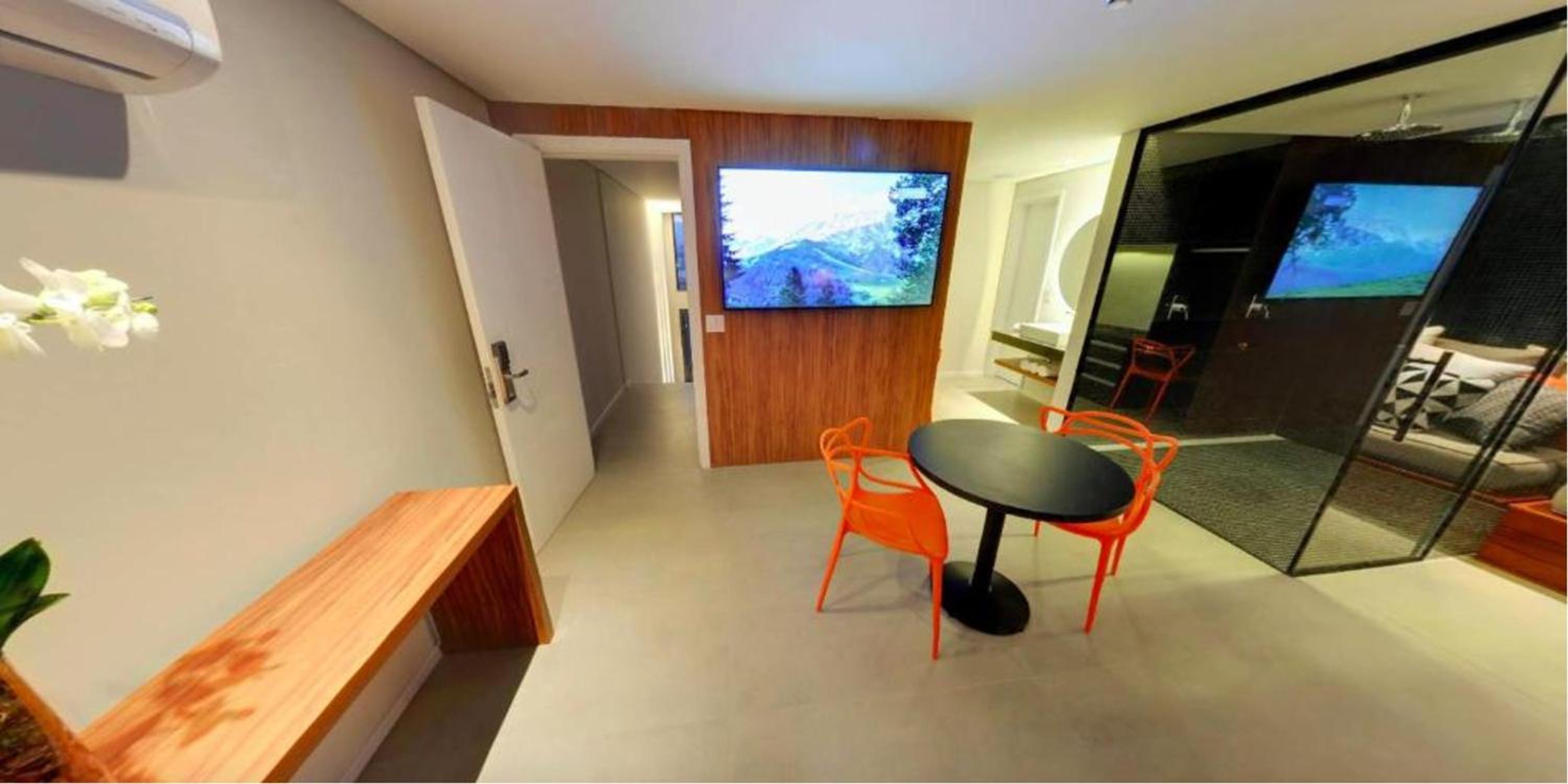 King Suite with Spa Bath