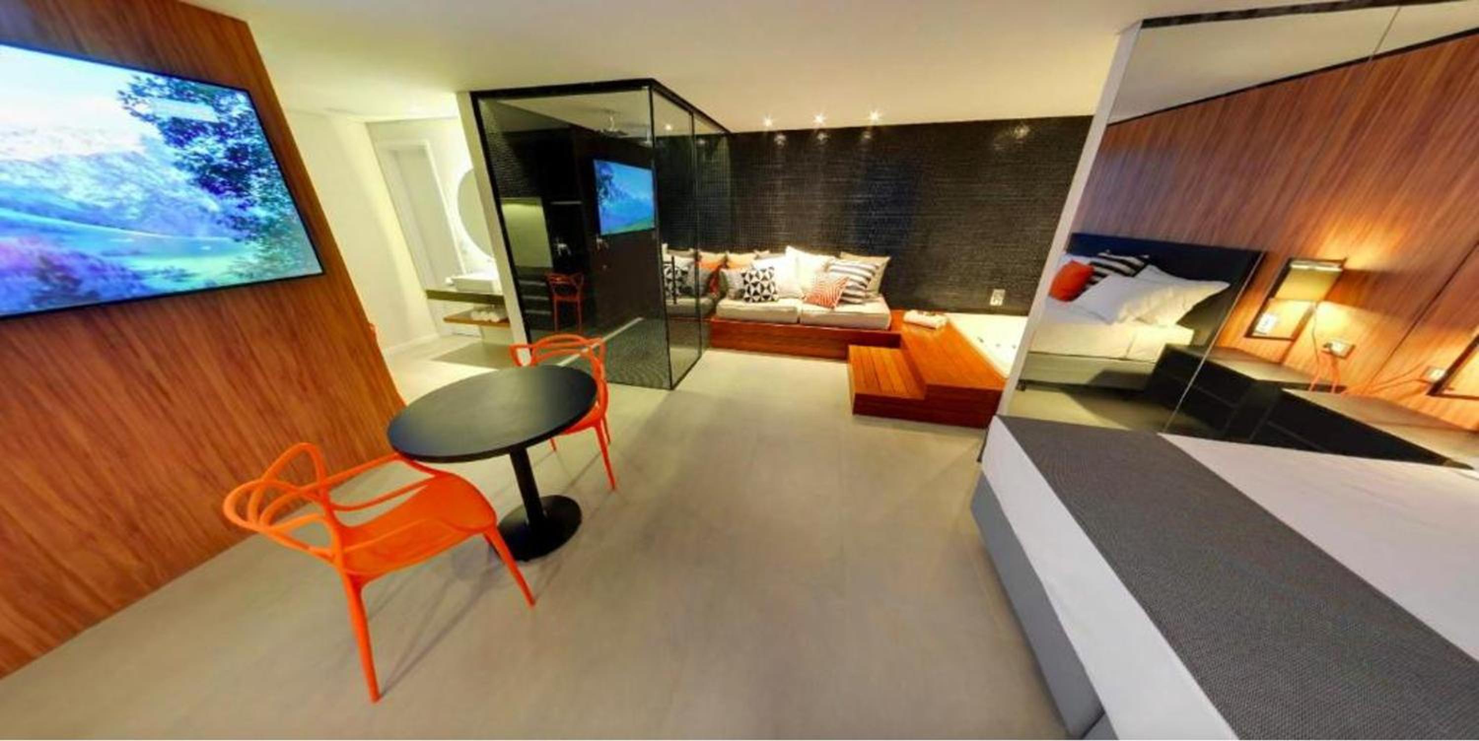 King Suite with Spa Bath