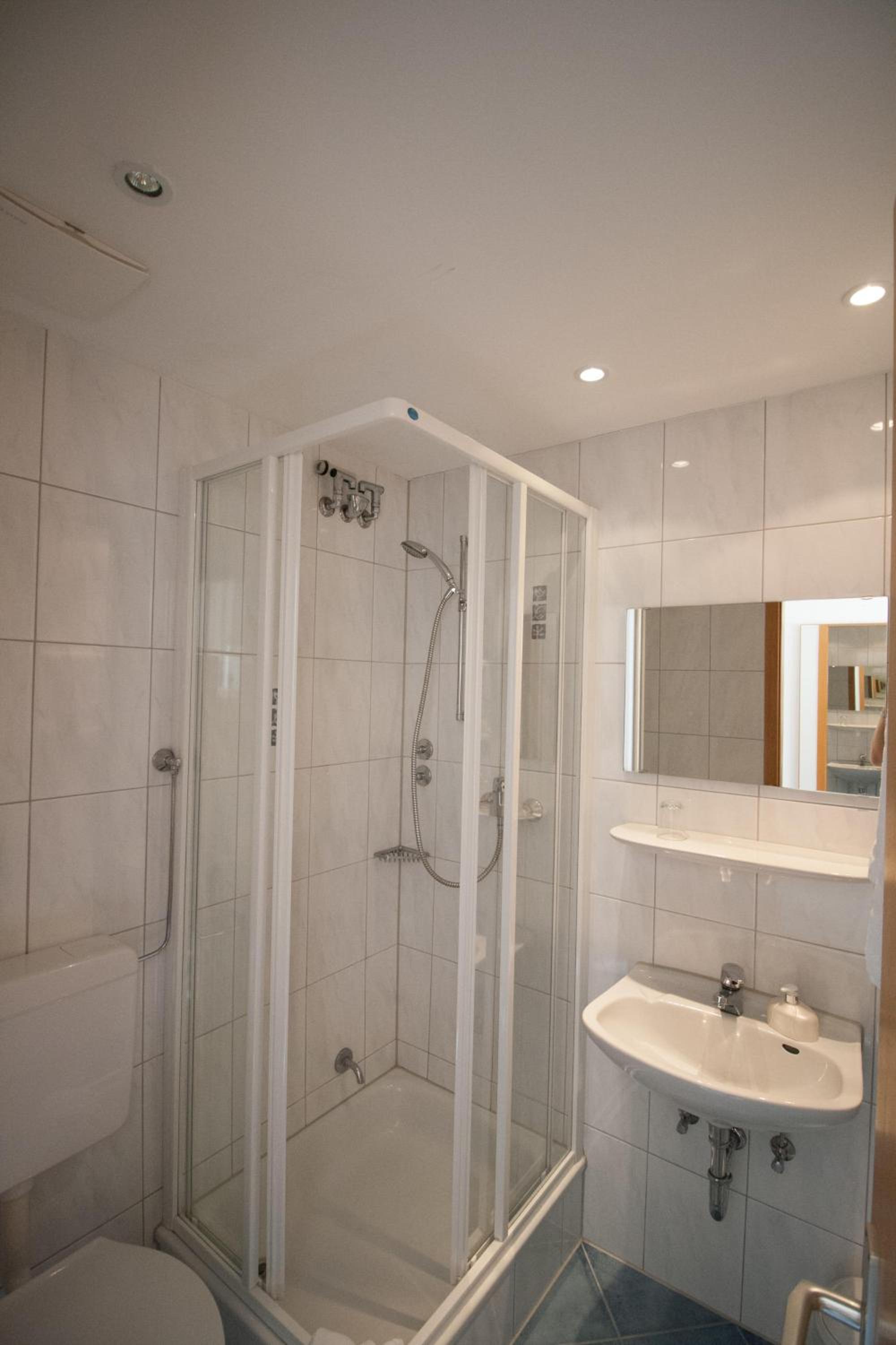 Deluxe Double Room - Photo 6