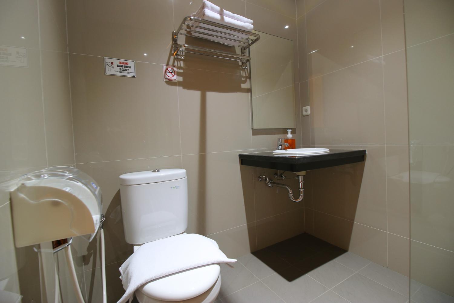 Deluxe Twin Room - Photo 7