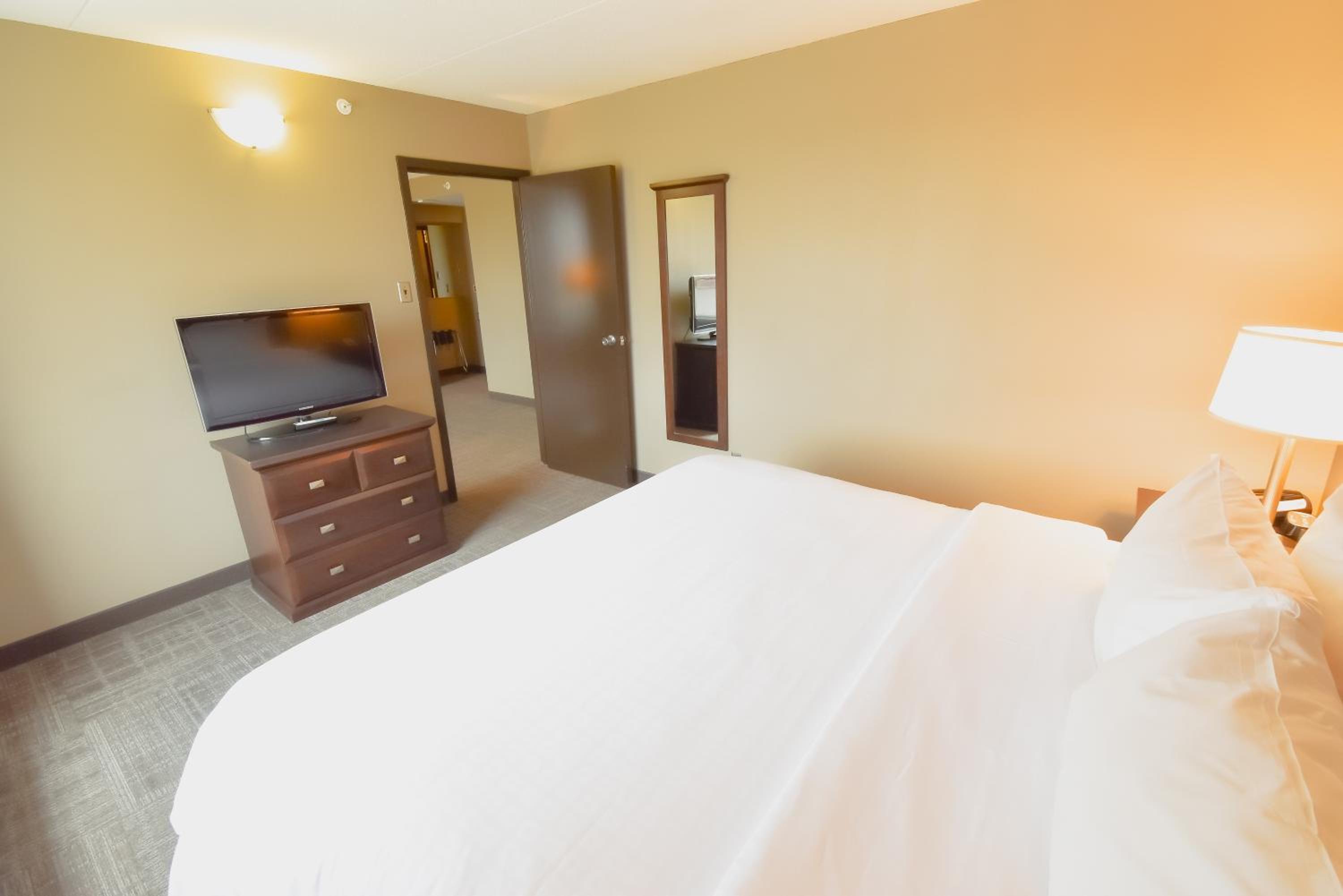 Two-Bedroom Suite
