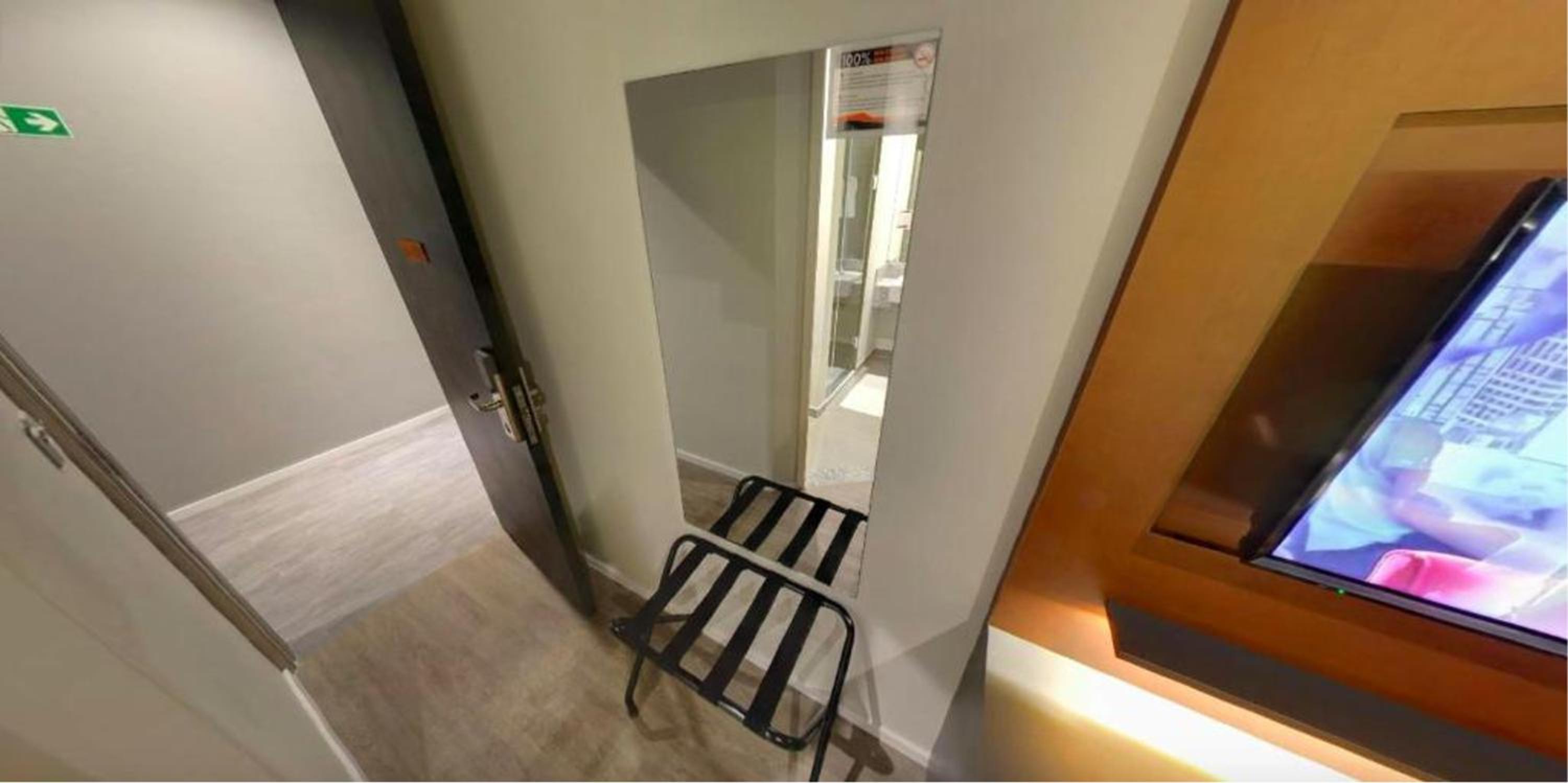Available room