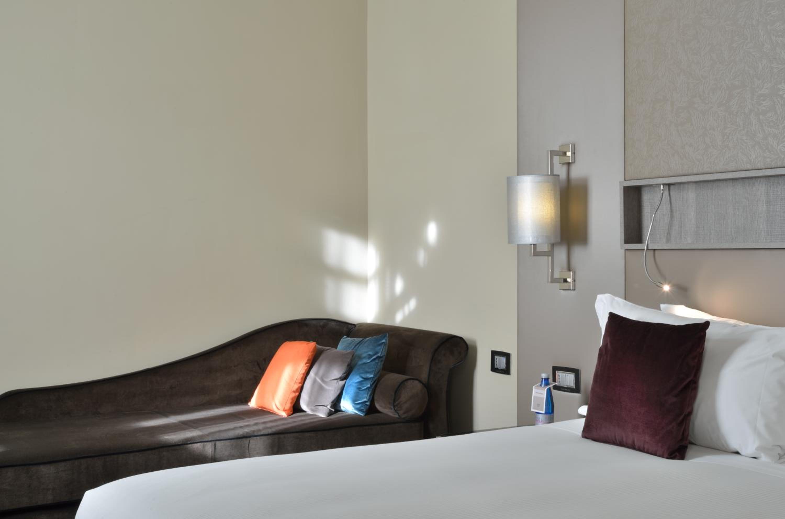 Junior Suite thumbnail 6