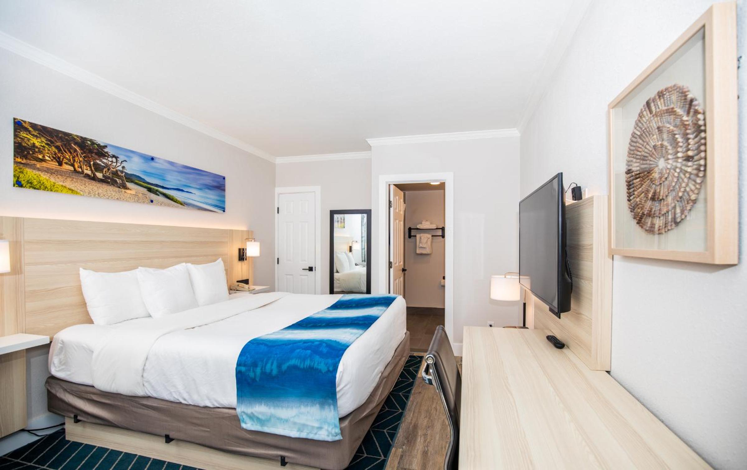 King Room - Non-Smoking - Photo 2