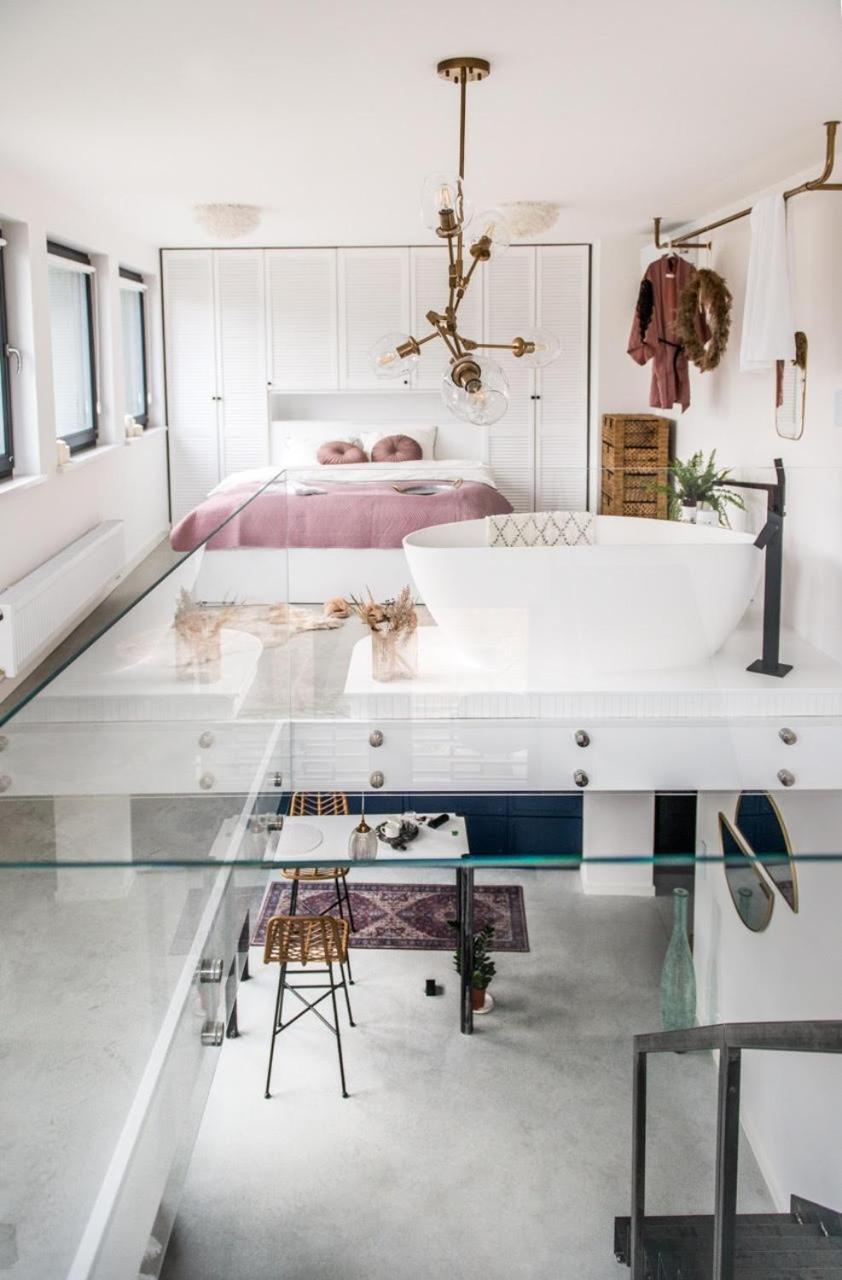 One-Bedroom Apartment - Photo 9