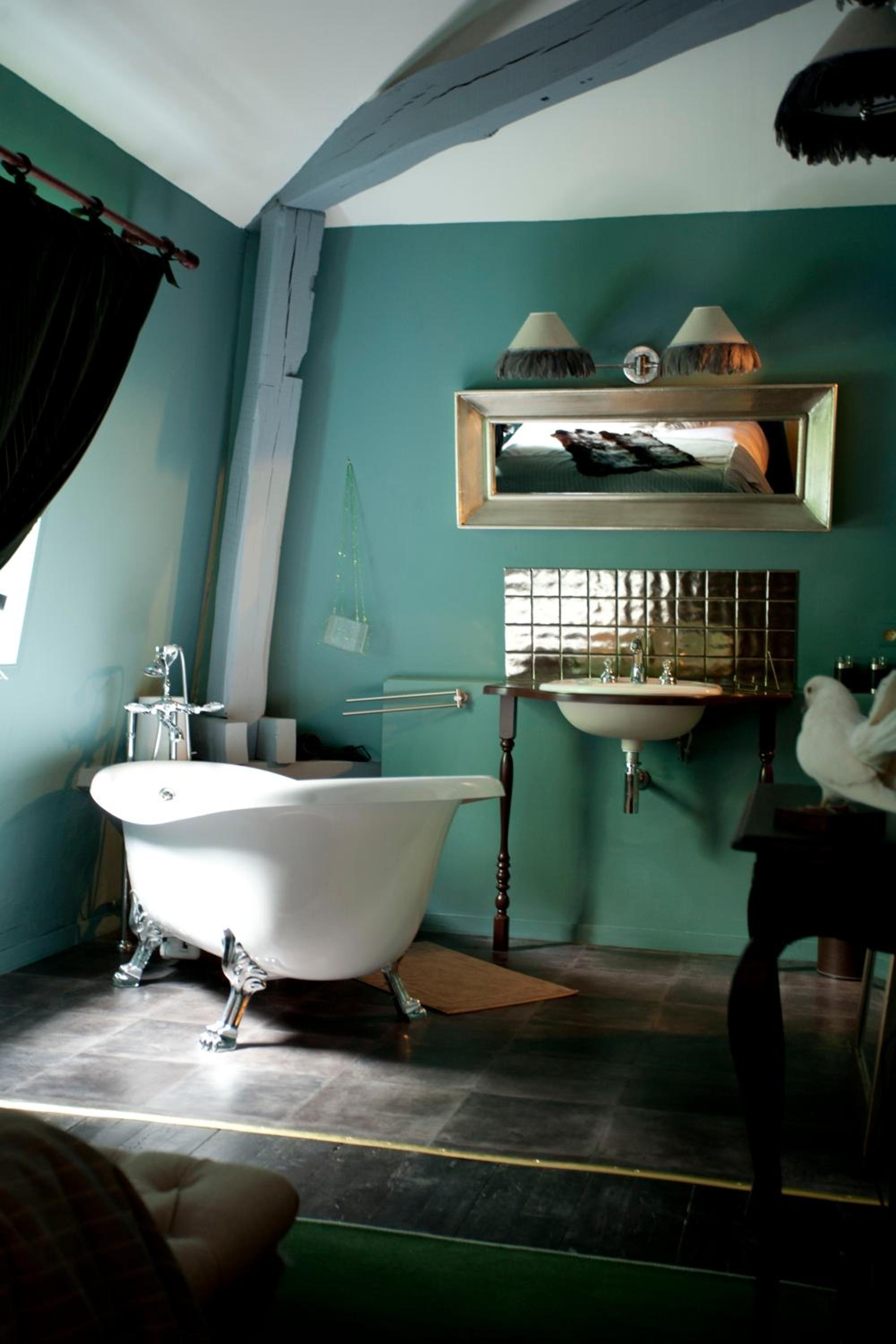 Chat Botté Room - Photo 3