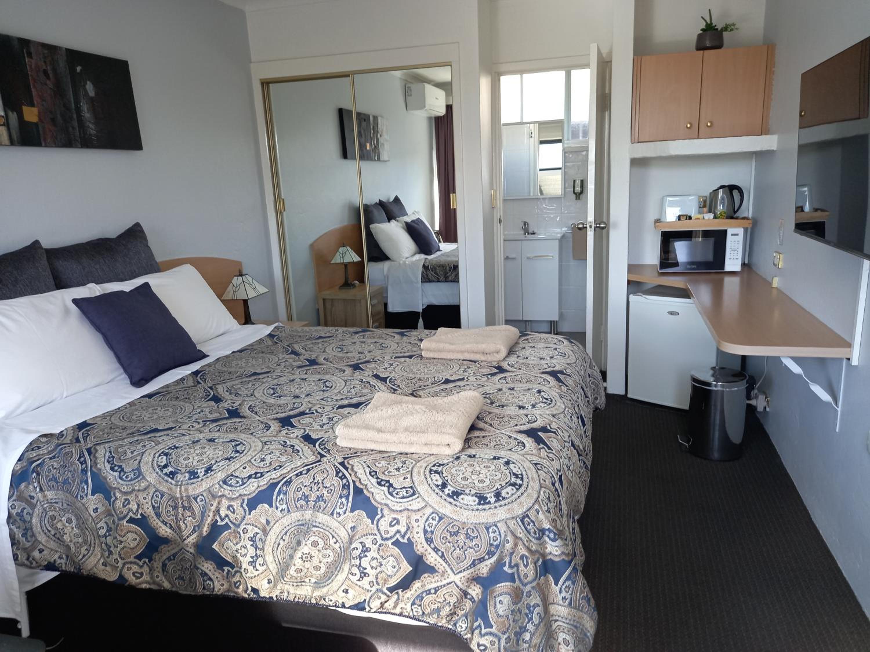 Queen Room